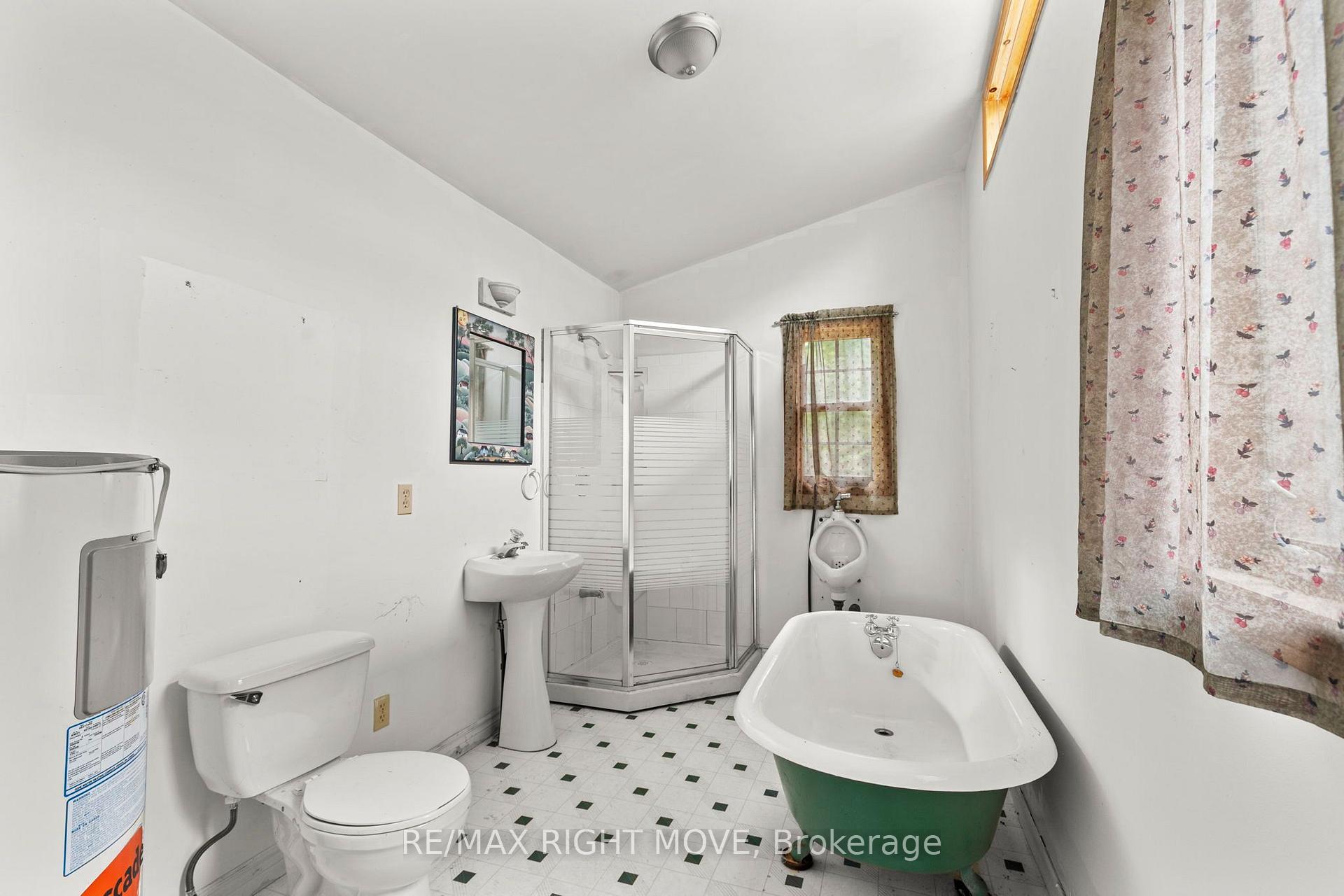 Photo 17 of Unit 1, 1041 1700 Road, Gravenhurst, Morrison — HOMEH
