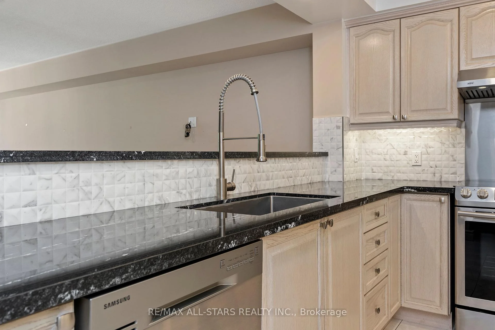 Photo 11 of Unit 211, 50 The Boardwalk Way, Markham, Greensborough — HOMEH