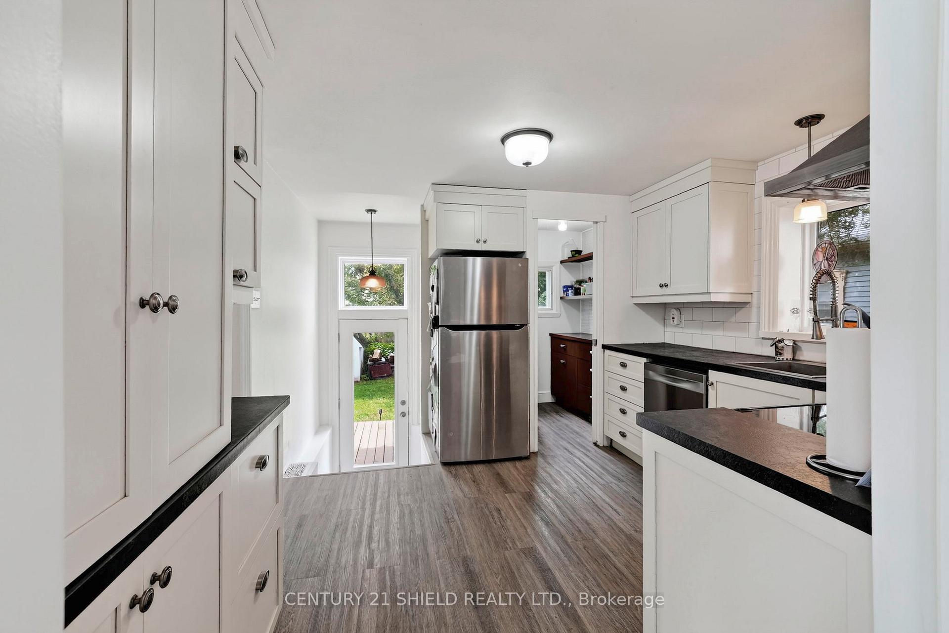 Photo 16 of 430 Sydney Street, Cornwall, Cornwall — HOMEH
