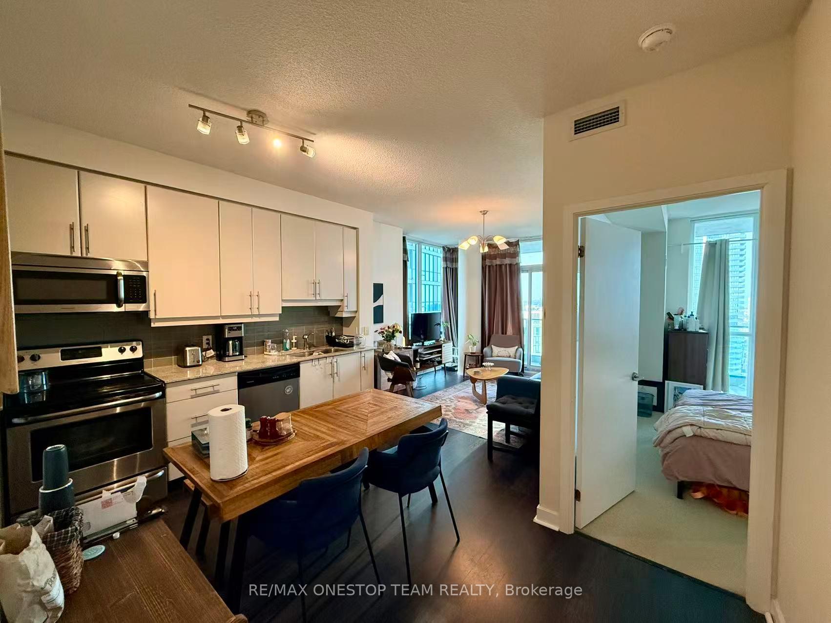 Photo 7 of Unit 4306, 33 Bay Street, Toronto, Waterfront Communities — HOMEH