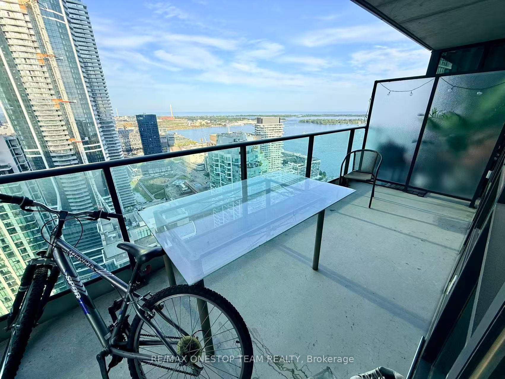 Photo 12 of Unit 4306, 33 Bay Street, Toronto, Waterfront Communities — HOMEH