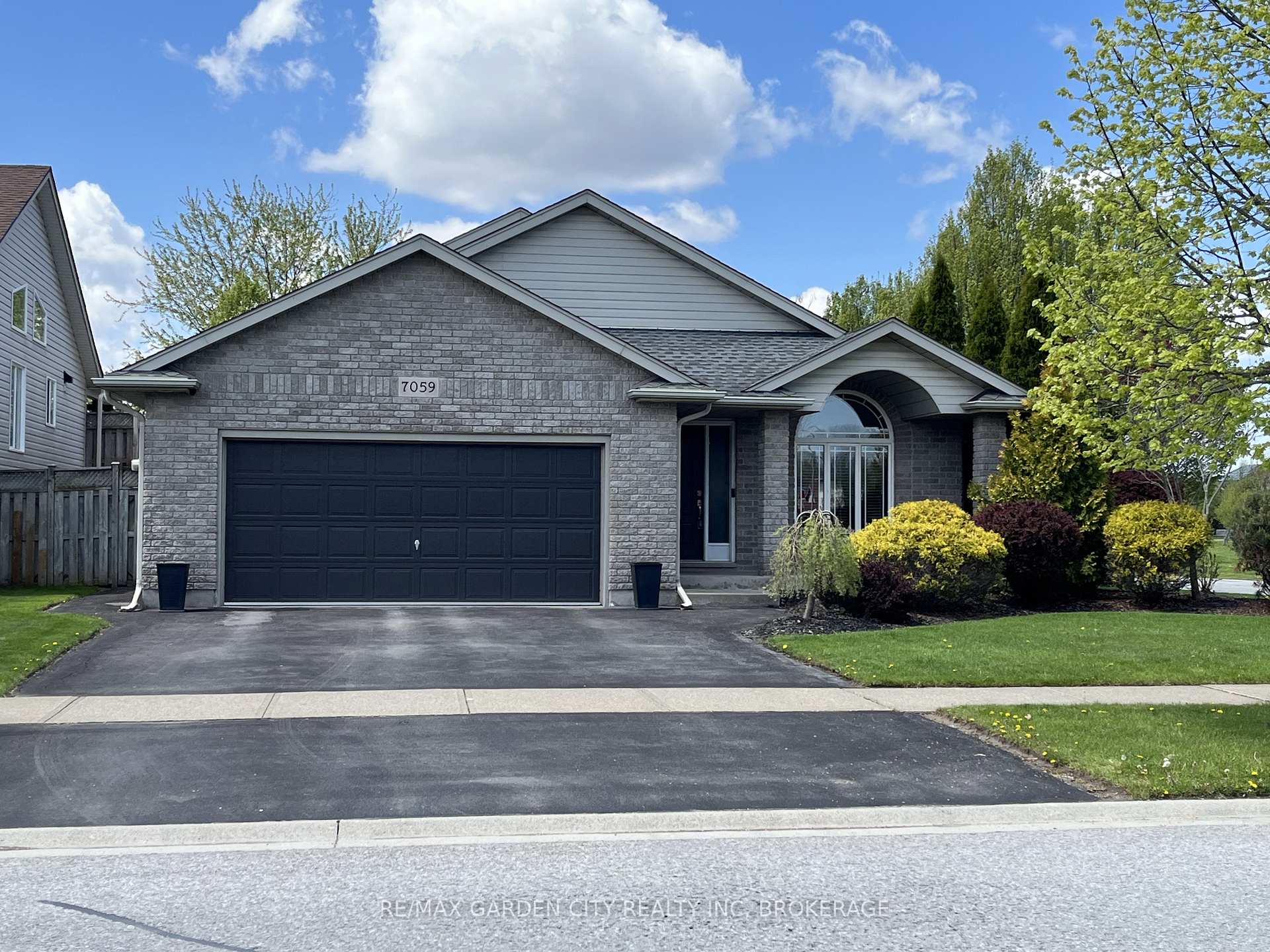 Photo of 7059 Parkside Road
