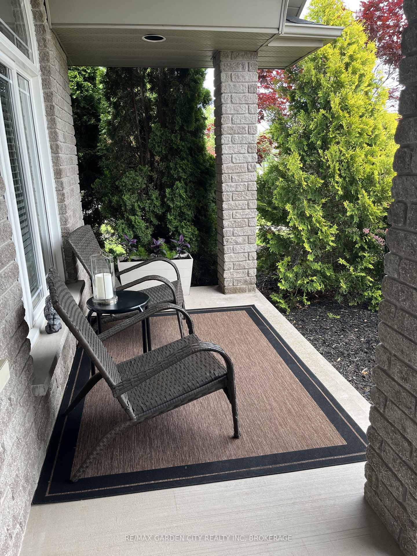 Photo 5 of 7059 Parkside Road, Niagara Falls, Forestview — HOMEH