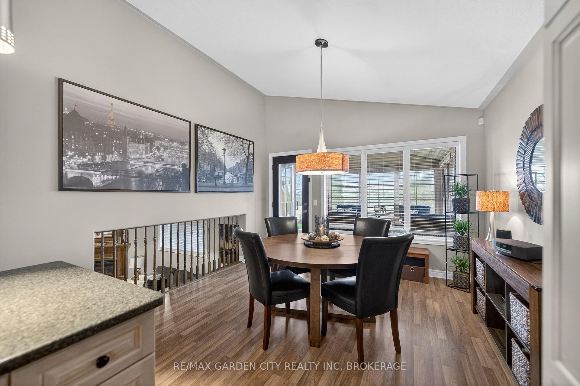 Photo 14 of 7059 Parkside Road, Niagara Falls, Forestview — HOMEH