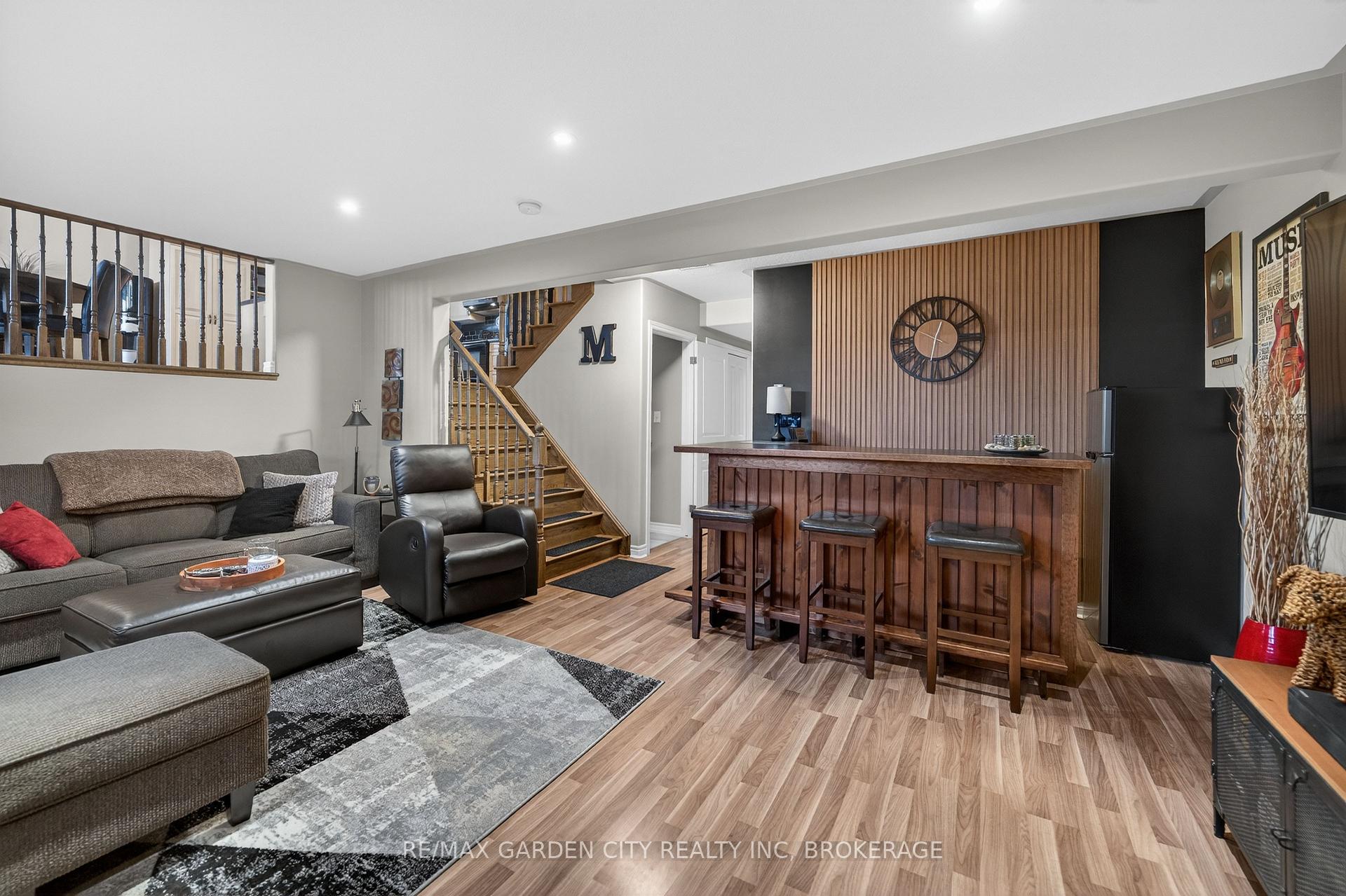 Photo 23 of 7059 Parkside Road, Niagara Falls, Forestview — HOMEH