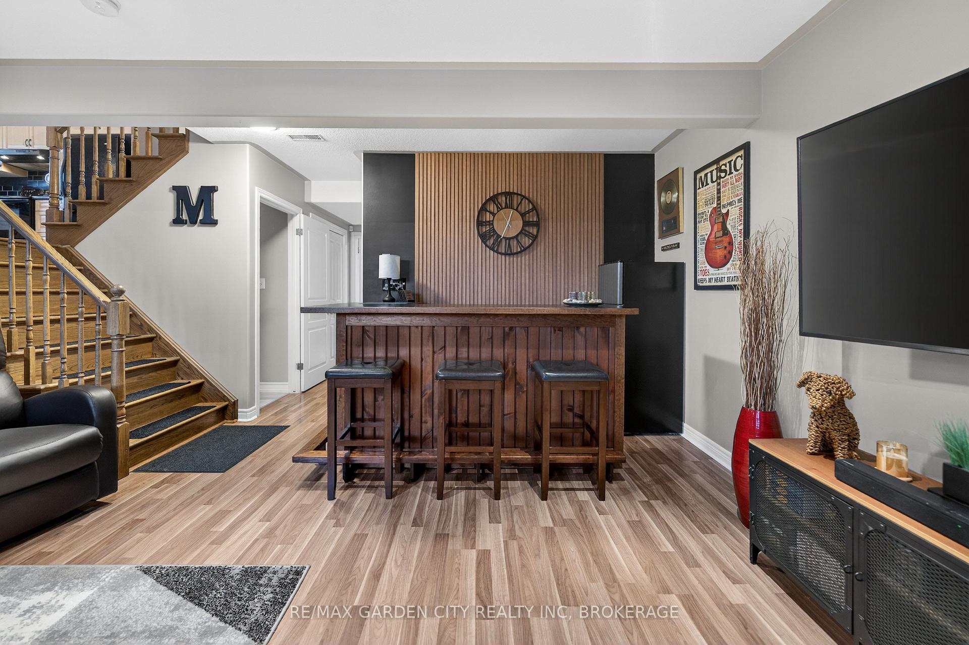 Photo 25 of 7059 Parkside Road, Niagara Falls, Forestview — HOMEH