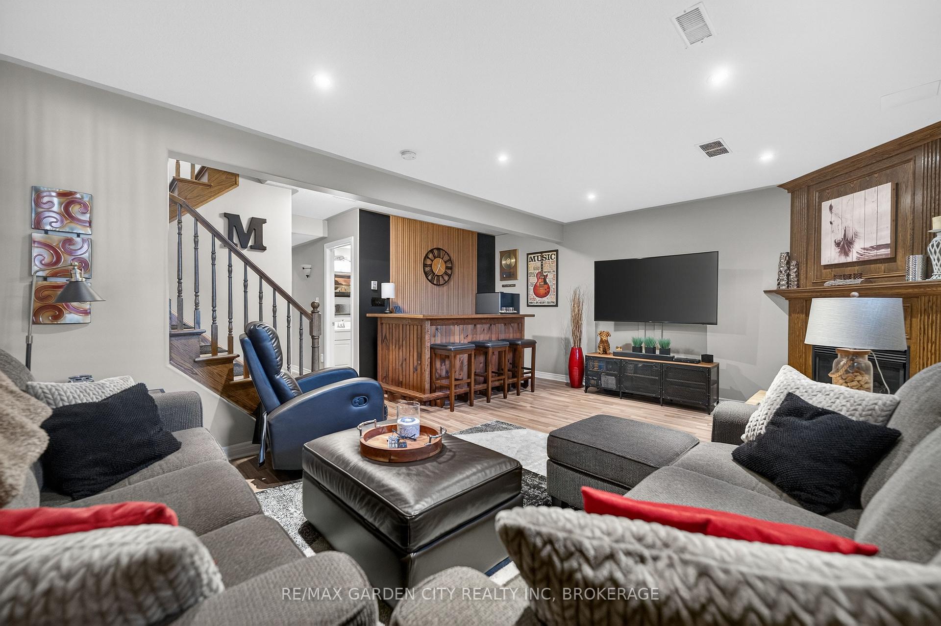 Photo 27 of 7059 Parkside Road, Niagara Falls, Forestview — HOMEH