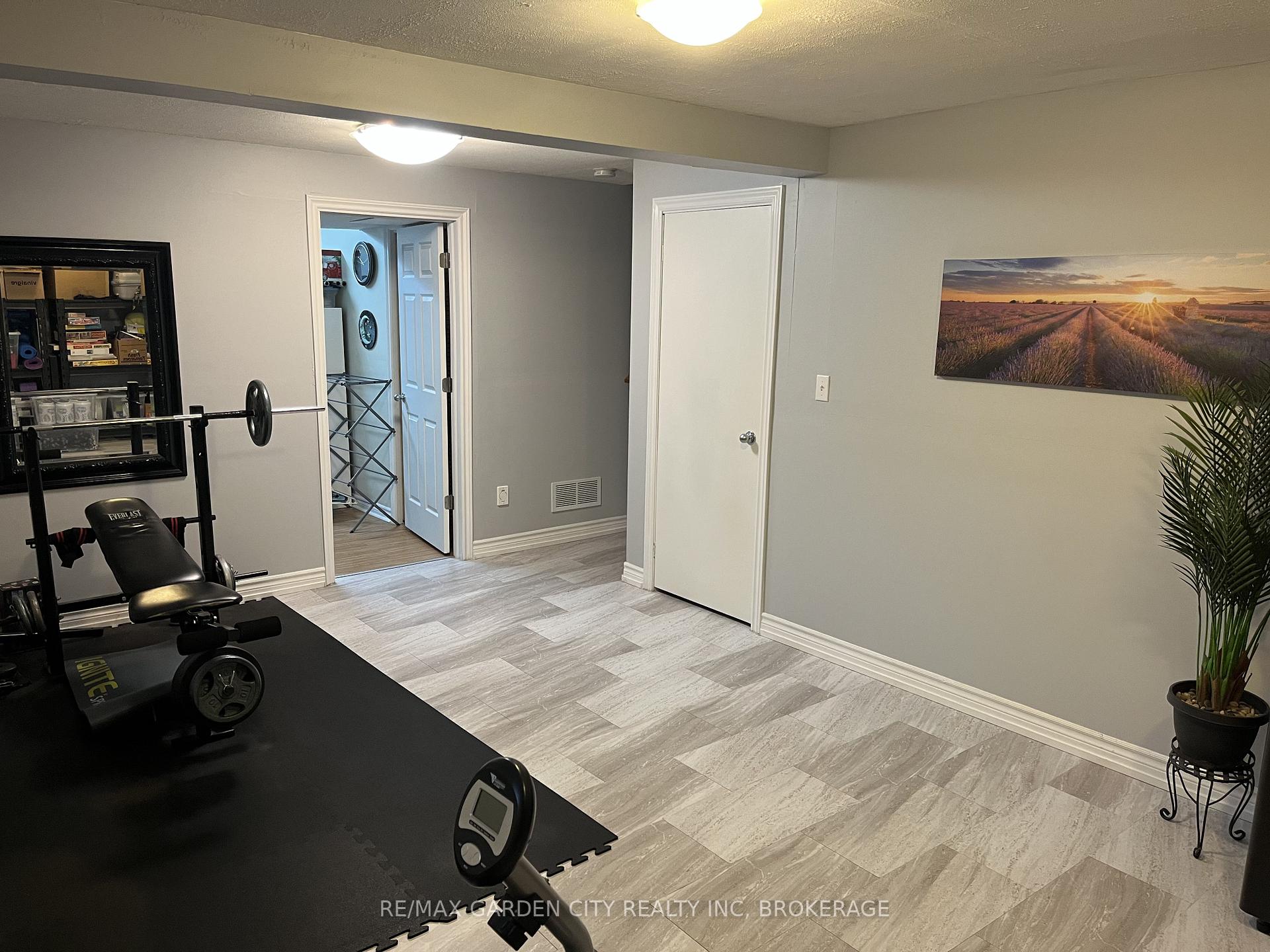Photo 31 of 7059 Parkside Road, Niagara Falls, Forestview — HOMEH