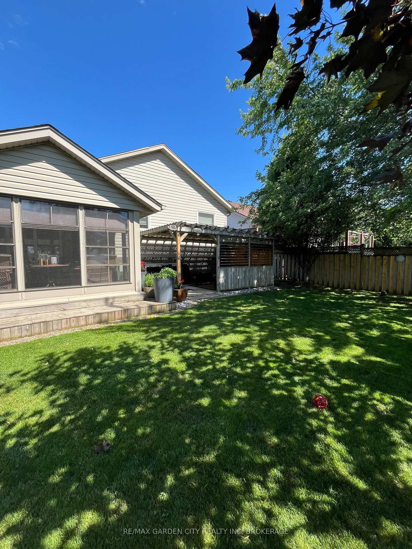 Photo 45 of 7059 Parkside Road, Niagara Falls, Forestview — HOMEH