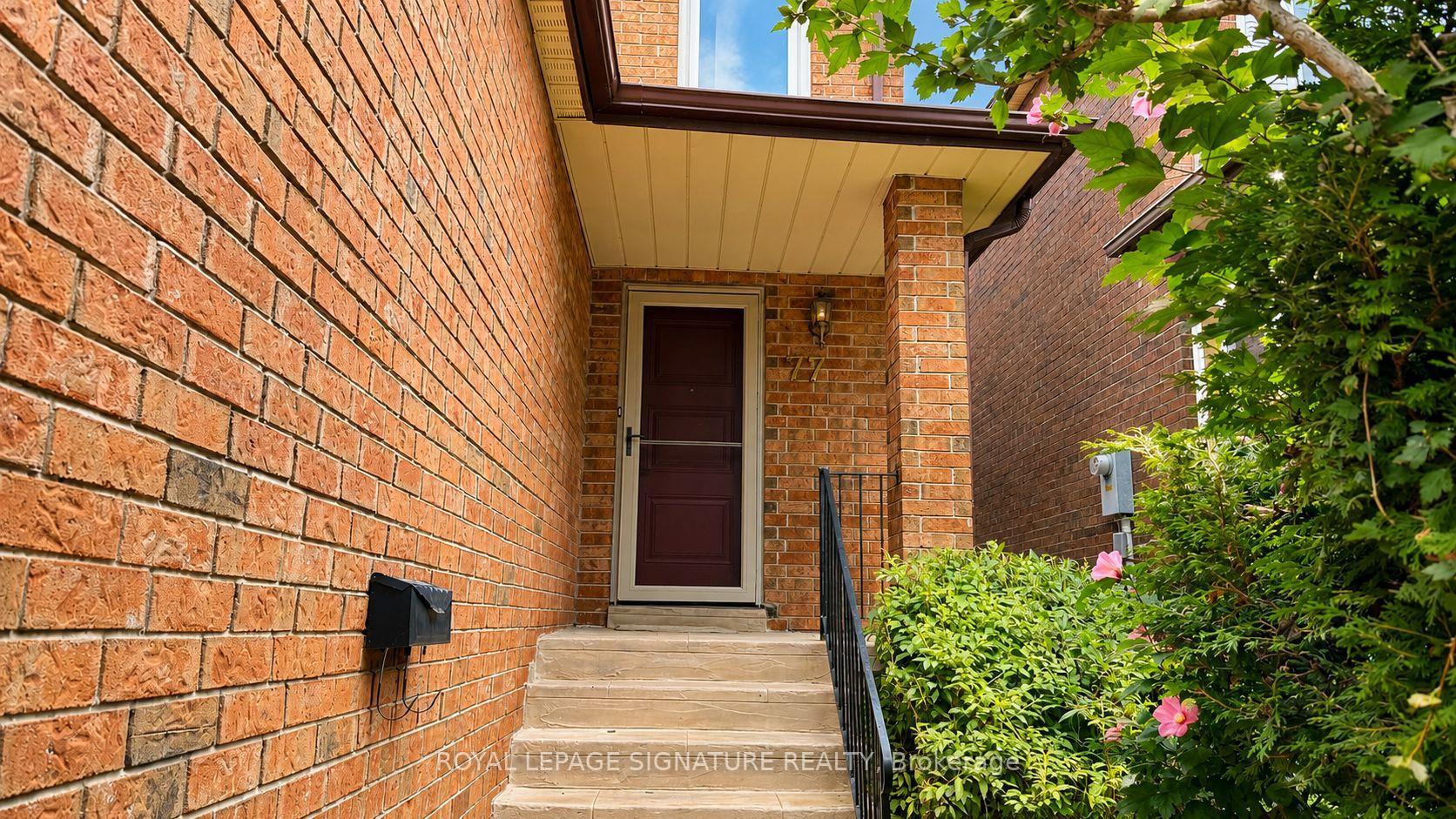 Photo 2 of 77 Brimstone Crescent, Scarborough, Agincourt North — HOMEH