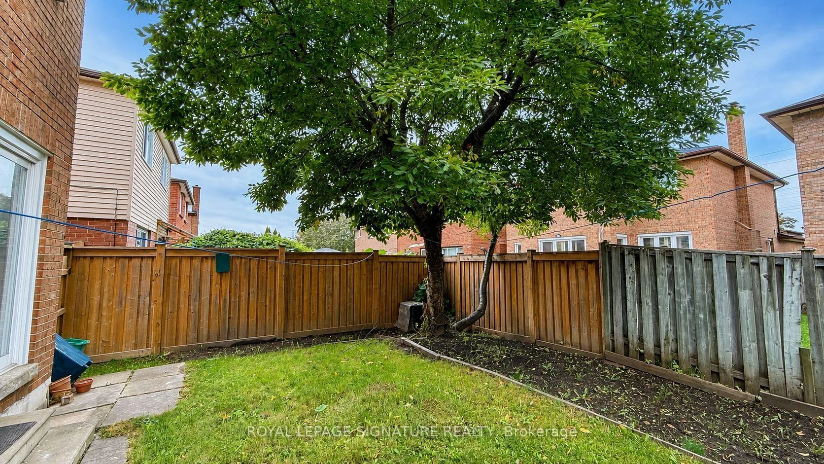 Photo 11 of 77 Brimstone Crescent, Scarborough, Agincourt North — HOMEH