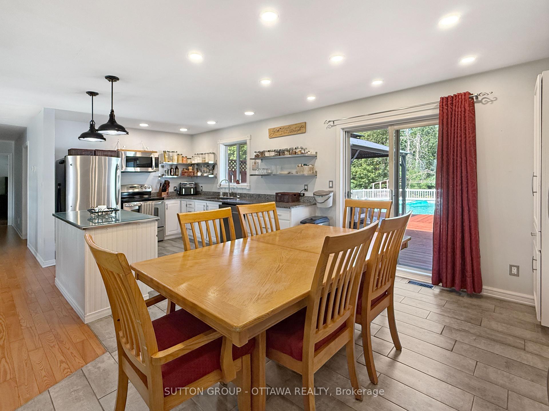 Photo 12 of 1629 Morris Street, Cornwall, Cornwall — HOMEH