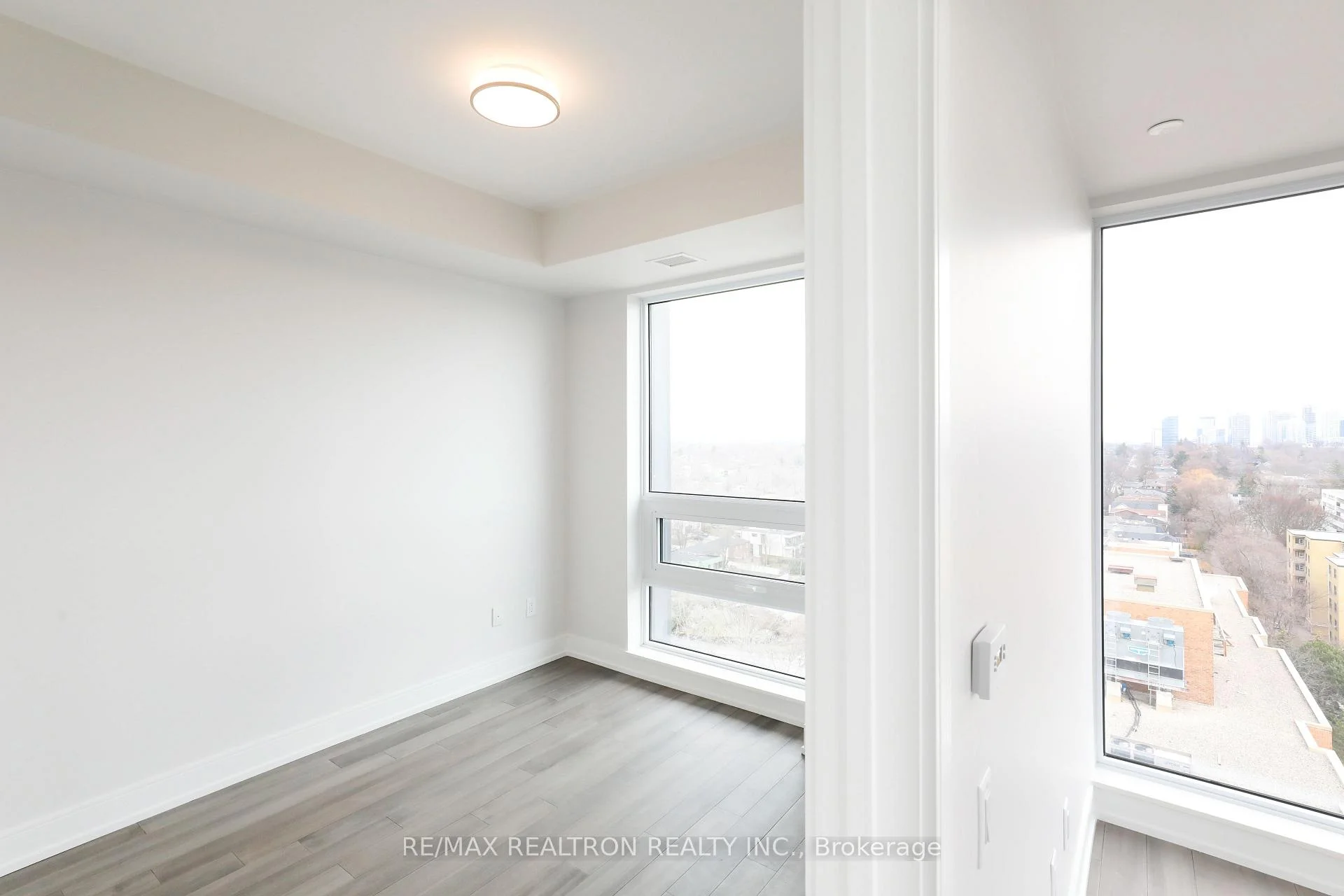 Photo 10 of Unit 1111, 2525 Bathurst Street, Toronto, Forest Hill North — HOMEH