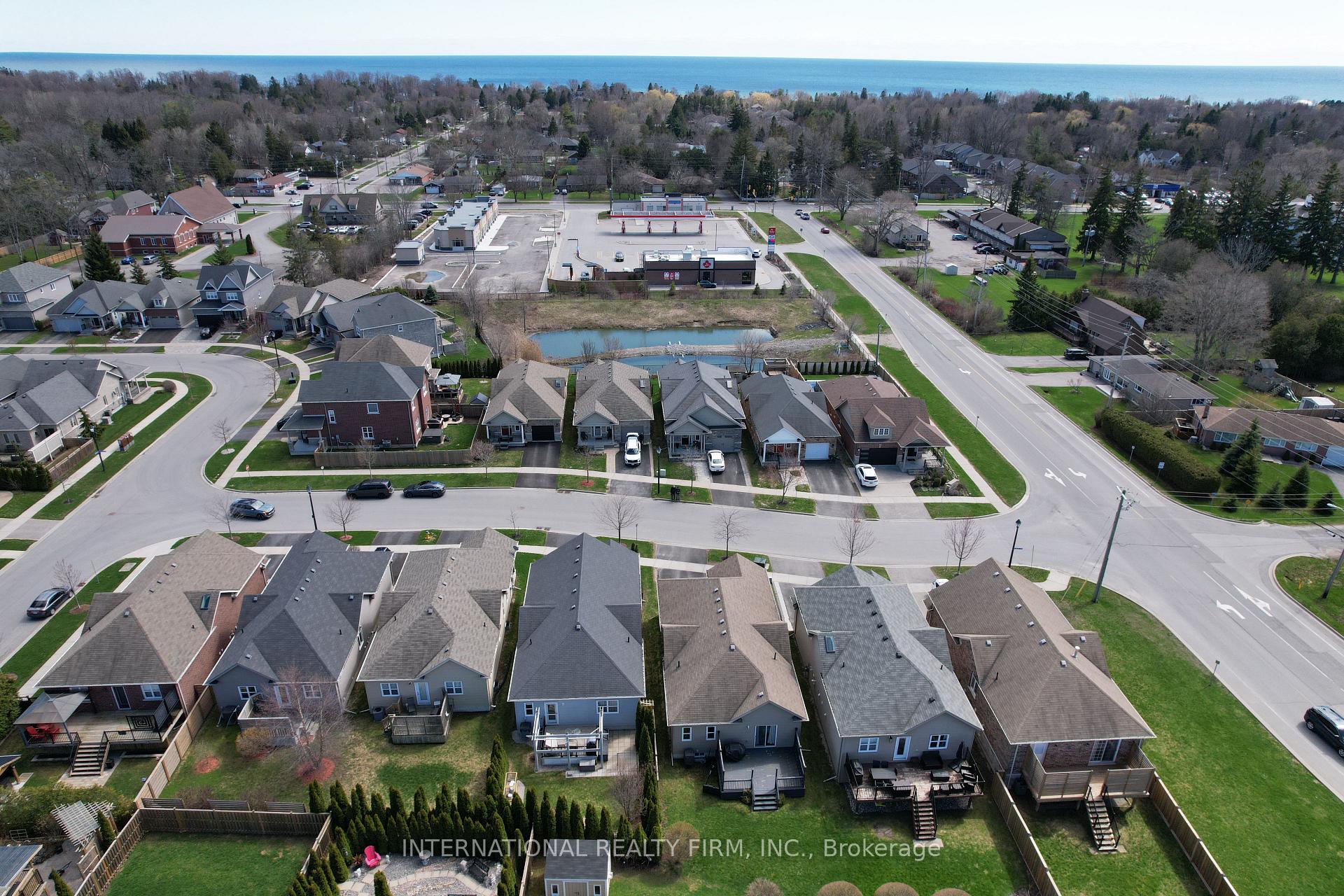 Photo 5 of 438 Stirling Way, Cobourg — HOMEH