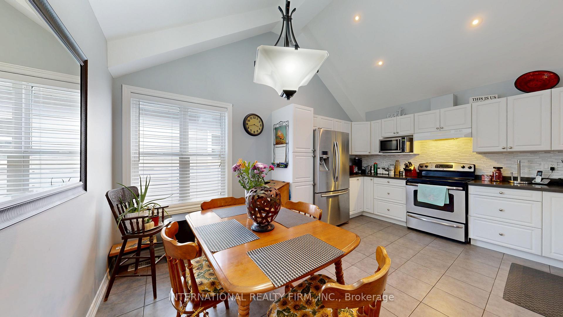 Photo 13 of 438 Stirling Way, Cobourg — HOMEH