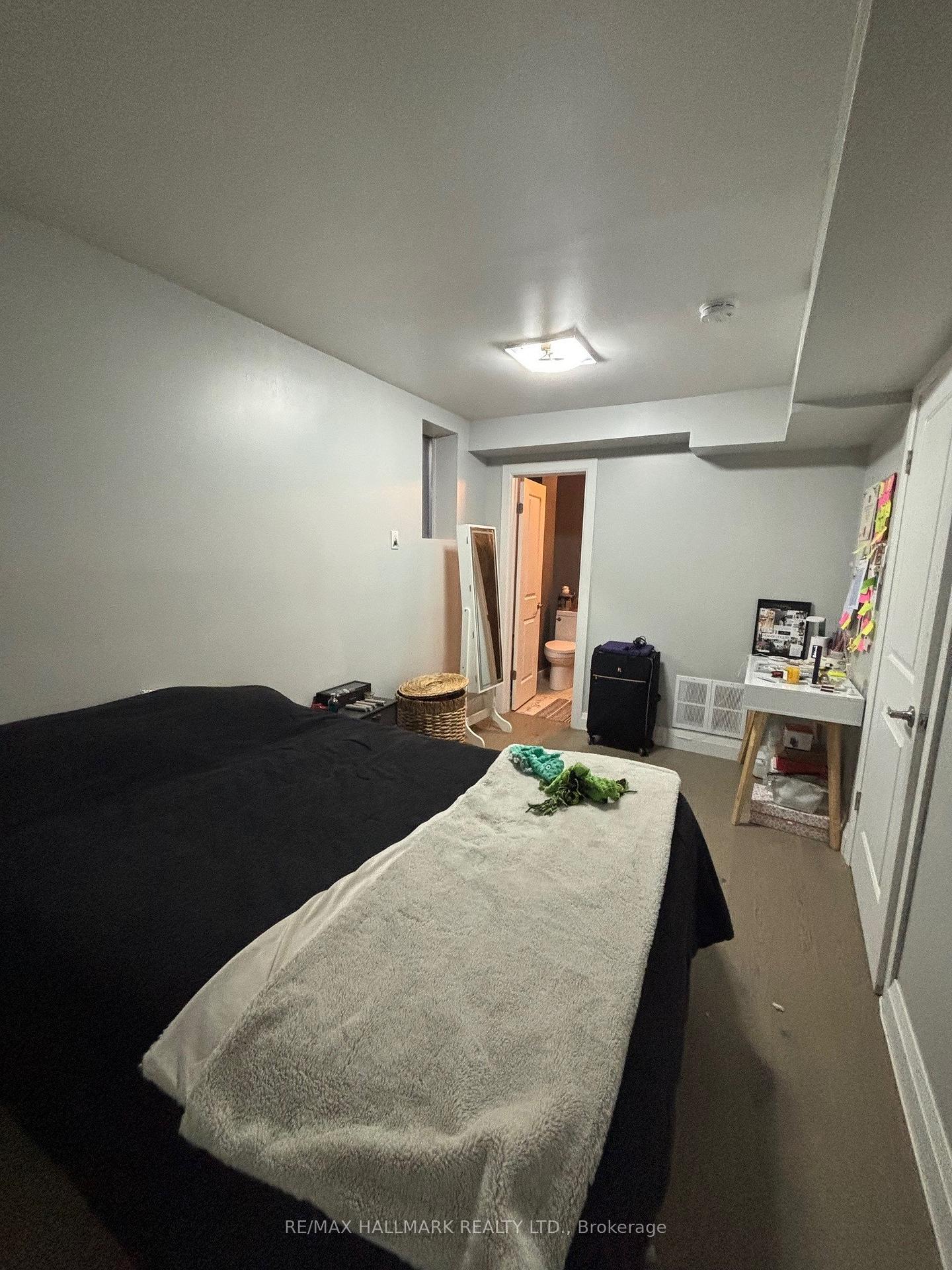 Photo 5 of 97 Oriole Parkway, Toronto, Yonge-St. Clair — HOMEH