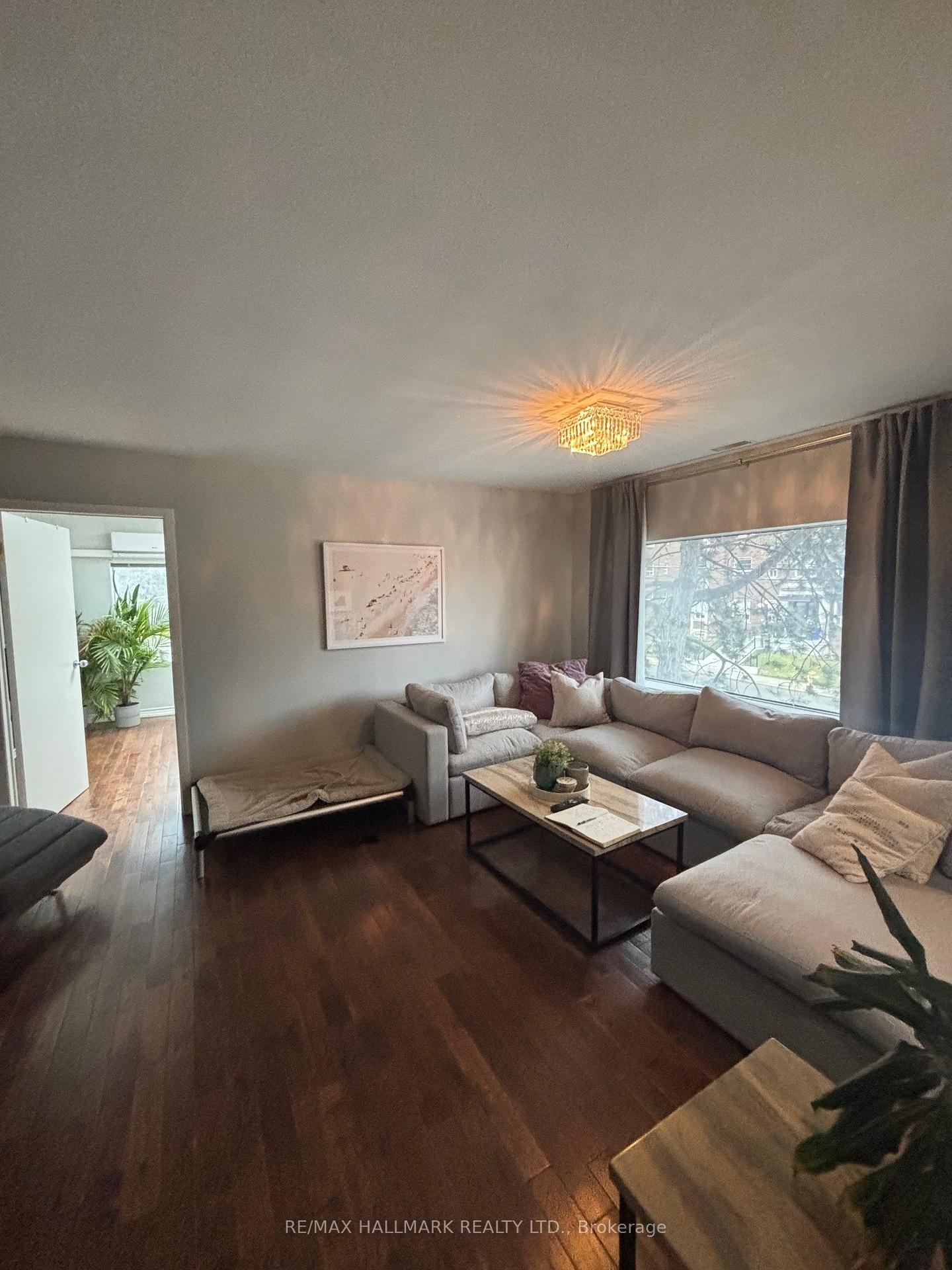 Photo 19 of 97 Oriole Parkway, Toronto, Yonge-St. Clair — HOMEH