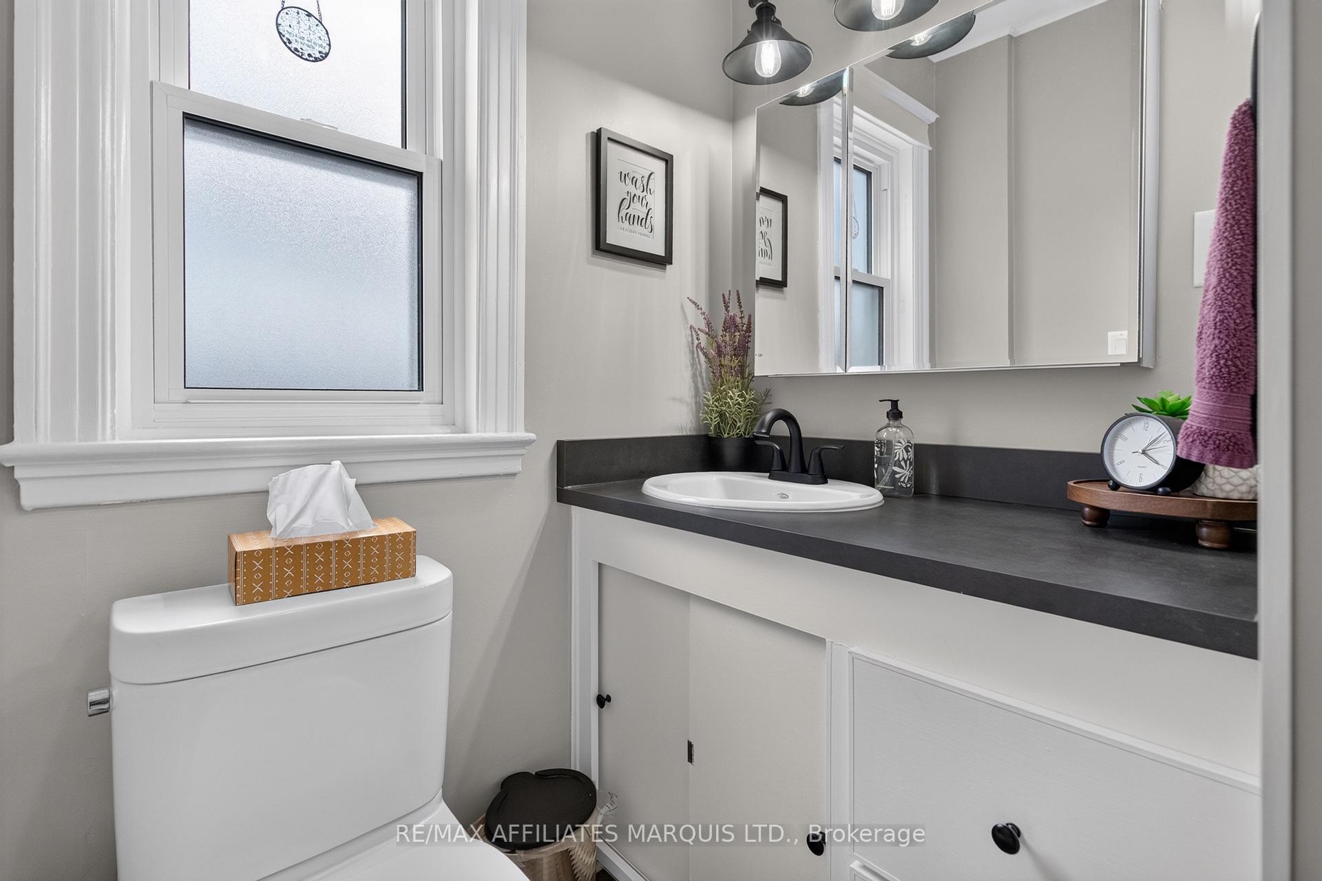 Photo 20 of 412 York Street, Cornwall, Cornwall — HOMEH