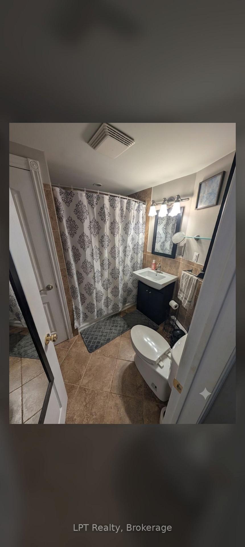 Photo 8 of 17 Bay Avenue, Prince Edward County, Ameliasburg Ward — HOMEH