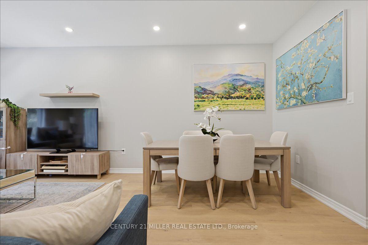 Photo 8 of Unit 13, 232 Stonehenge Drive, Hamilton, Meadowlands — HOMEH