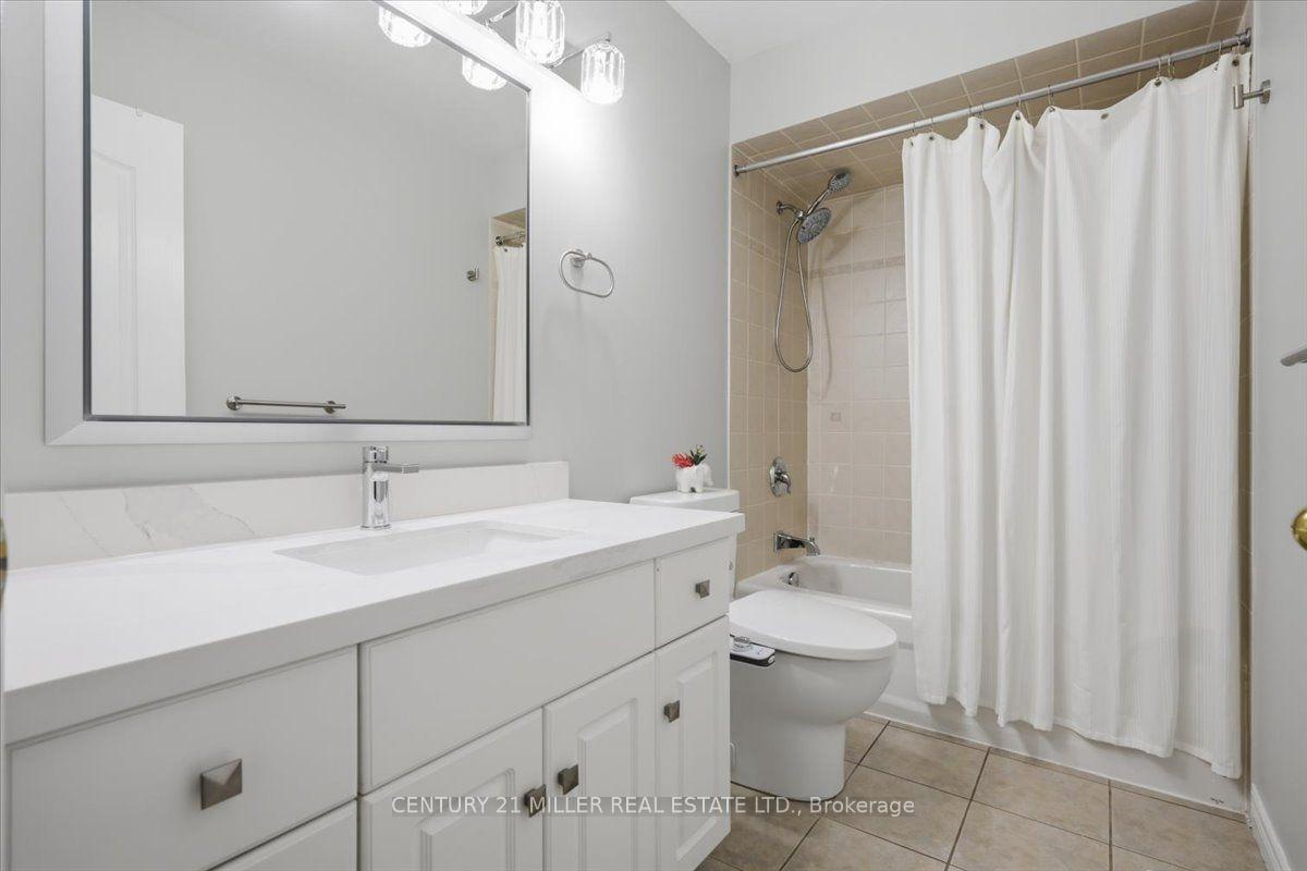 Photo 30 of Unit 13, 232 Stonehenge Drive, Hamilton, Meadowlands — HOMEH