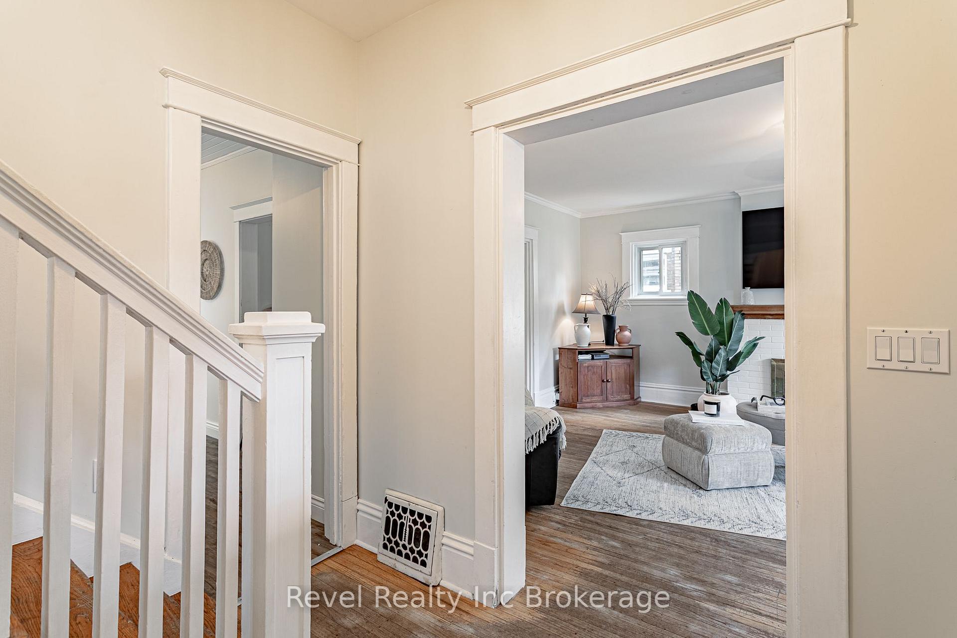 Photo 8 of 95 Concession Street, Ingersoll, Ingersoll - South — HOMEH