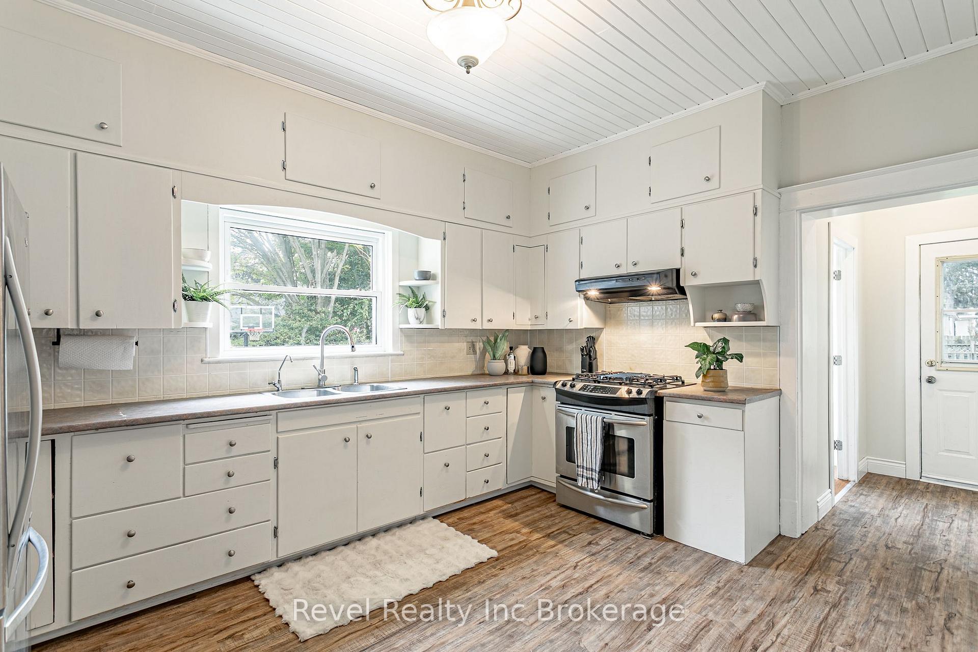 Photo 14 of 95 Concession Street, Ingersoll, Ingersoll - South — HOMEH