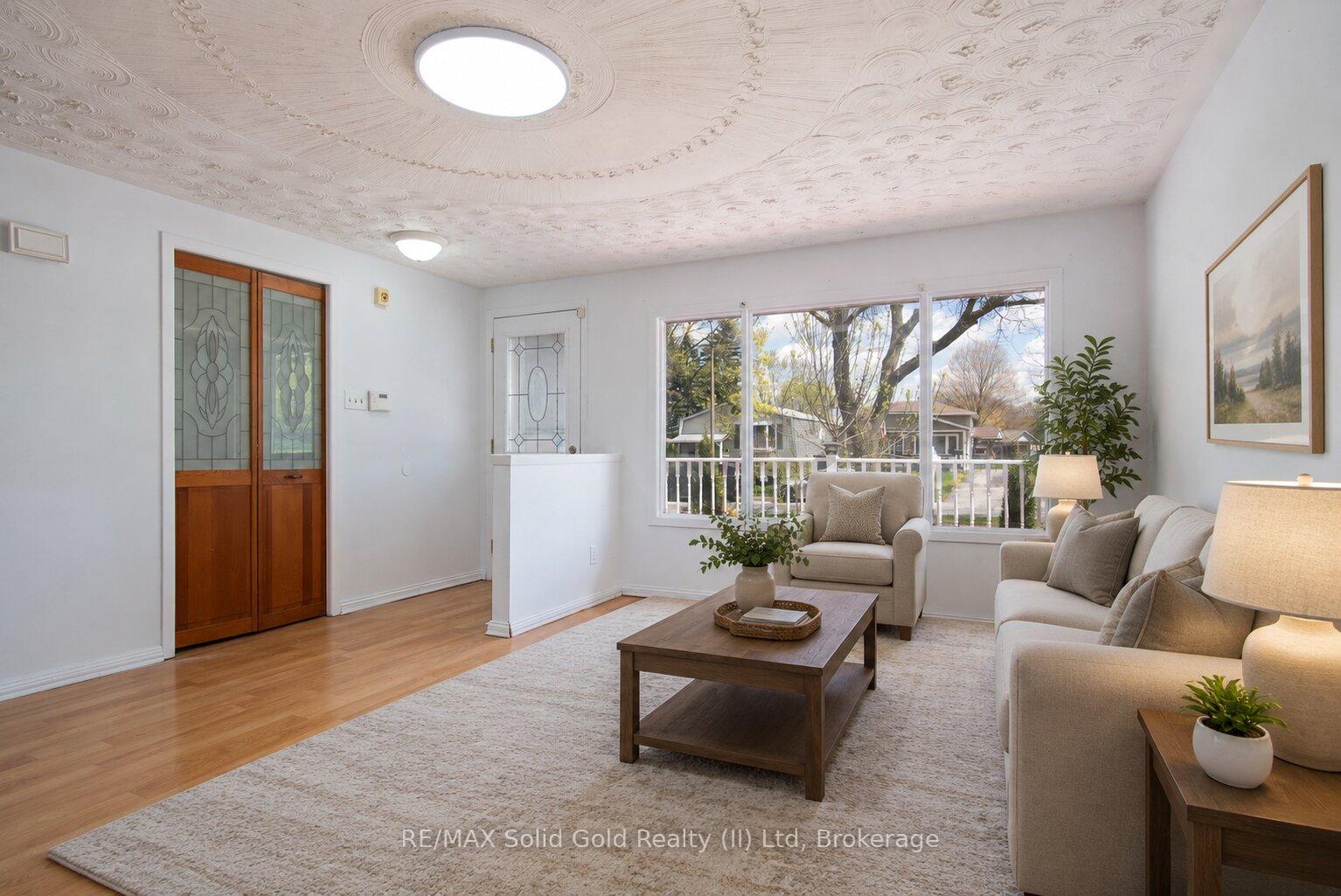 Photo 8 of 87 Christopher Drive, Waterloo, Lincoln Heights — HOMEH