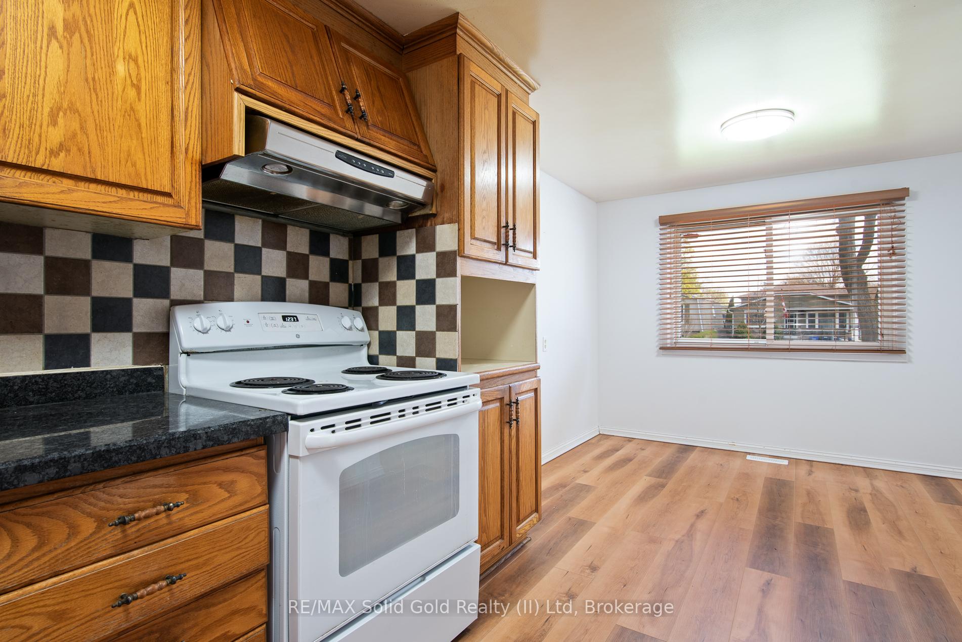 Photo 19 of 87 Christopher Drive, Waterloo, Lincoln Heights — HOMEH