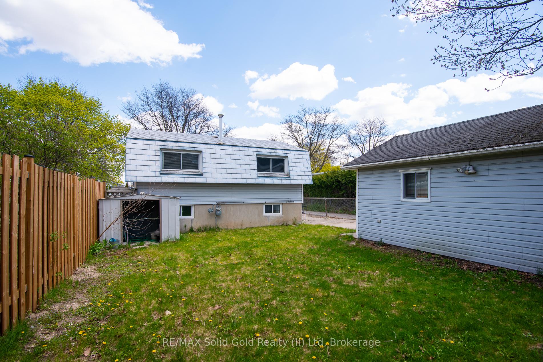 Photo 32 of 87 Christopher Drive, Waterloo, Lincoln Heights — HOMEH