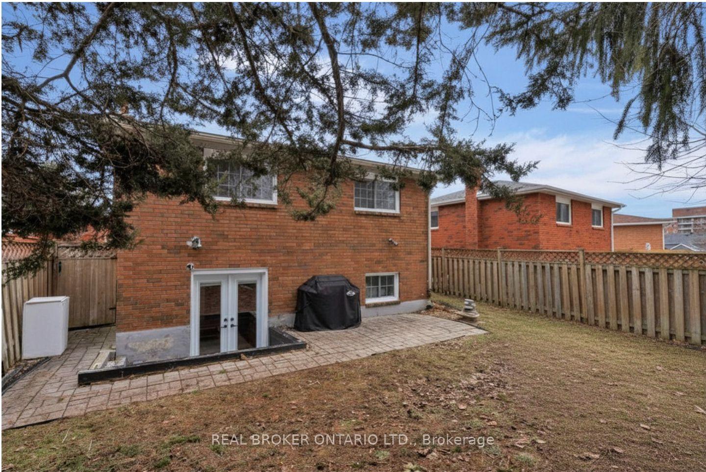 Photo 46 of 15 Buchanan Street, Barrie, Grove East — HOMEH