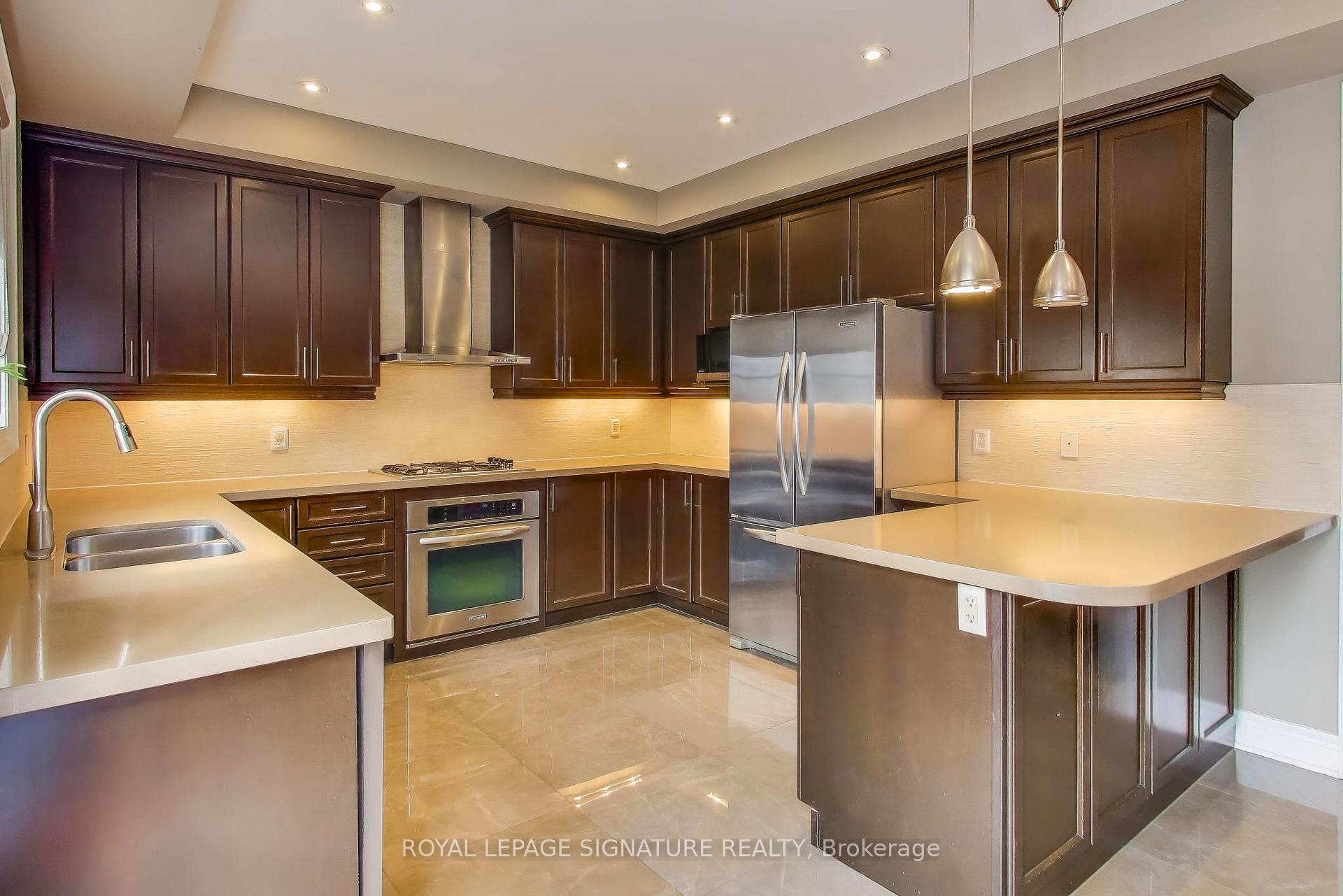 Photo 8 of 14 Bonnycastle Road, Markham, Unionville — HOMEH
