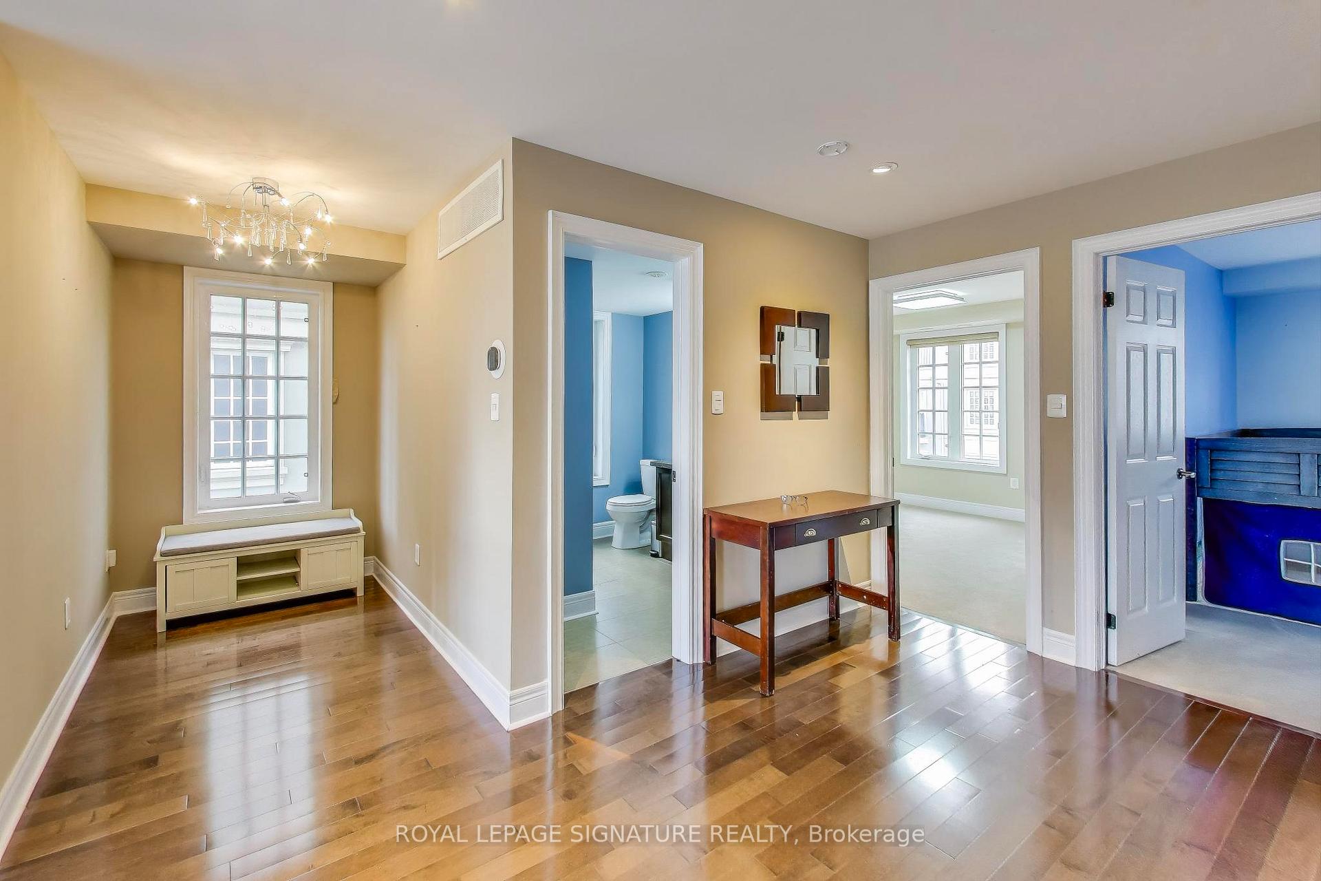 Photo 17 of 14 Bonnycastle Road, Markham, Unionville — HOMEH