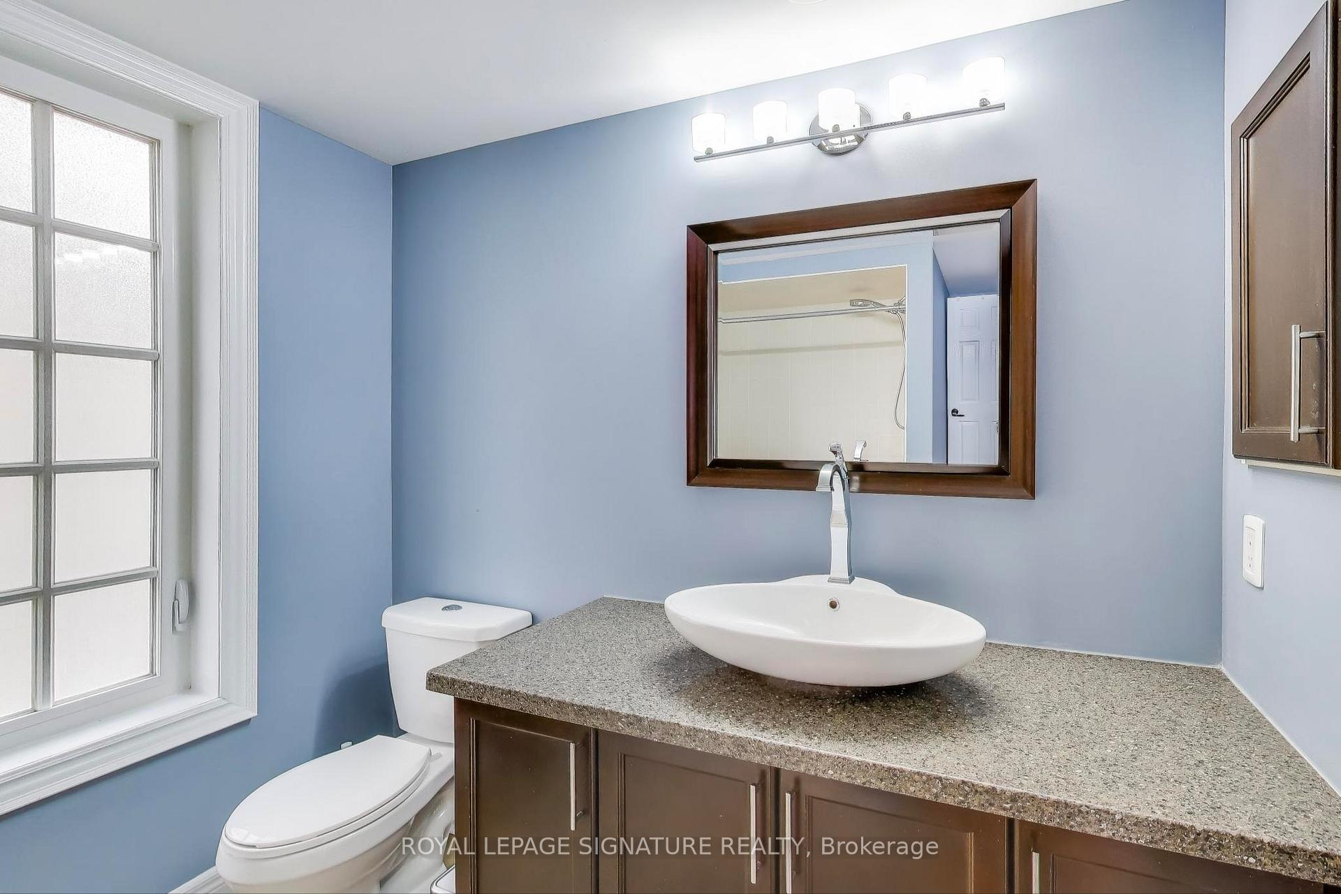 Photo 24 of 14 Bonnycastle Road, Markham, Unionville — HOMEH