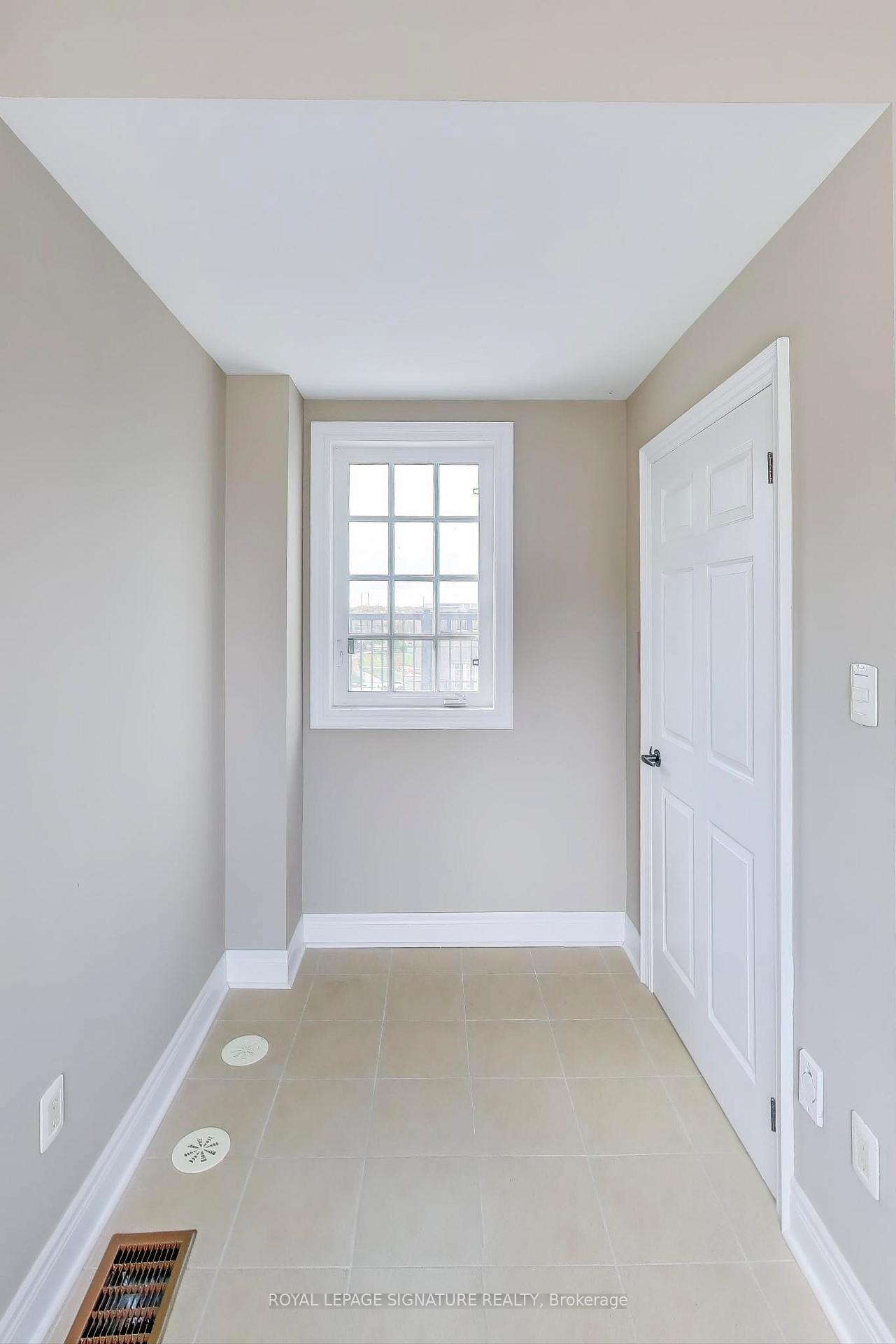 Photo 38 of 14 Bonnycastle Road, Markham, Unionville — HOMEH