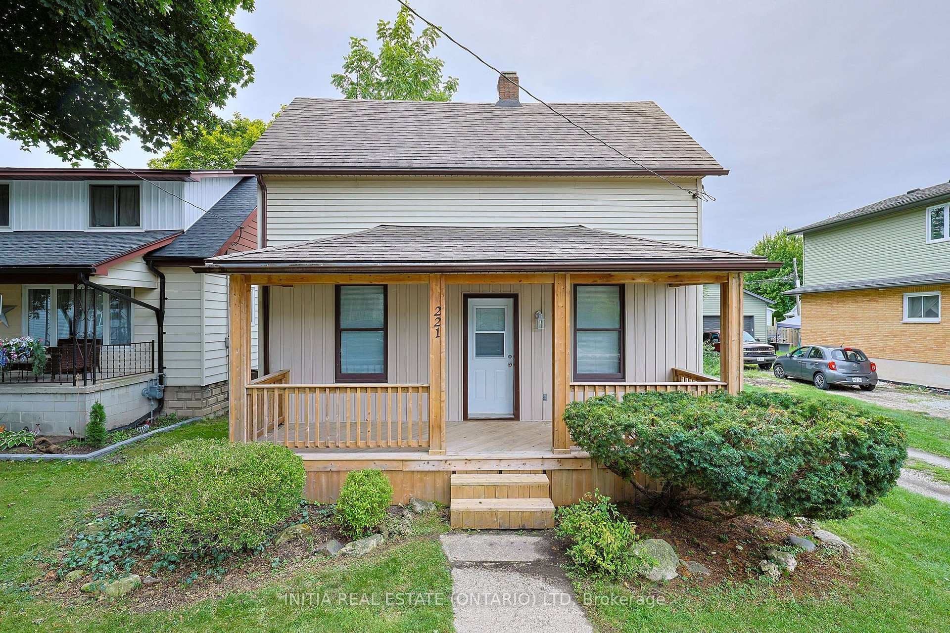 Photo of 221 Bright Street