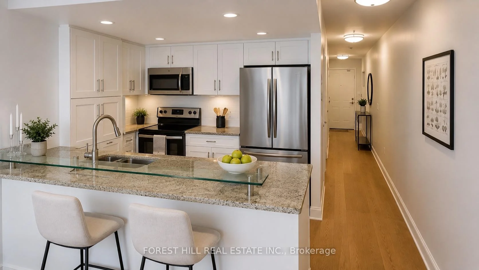Photo 10 of Unit 912, 208 Queens Quay W, Toronto, Waterfront Communities — HOMEH