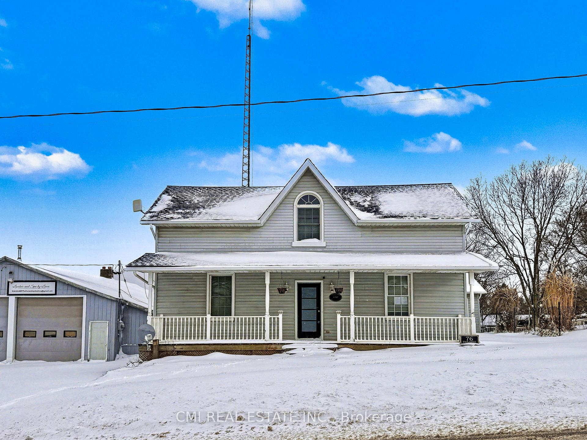 Photo 3 of 76 Main Street E, Mapleton, Rural Mapleton — HOMEH