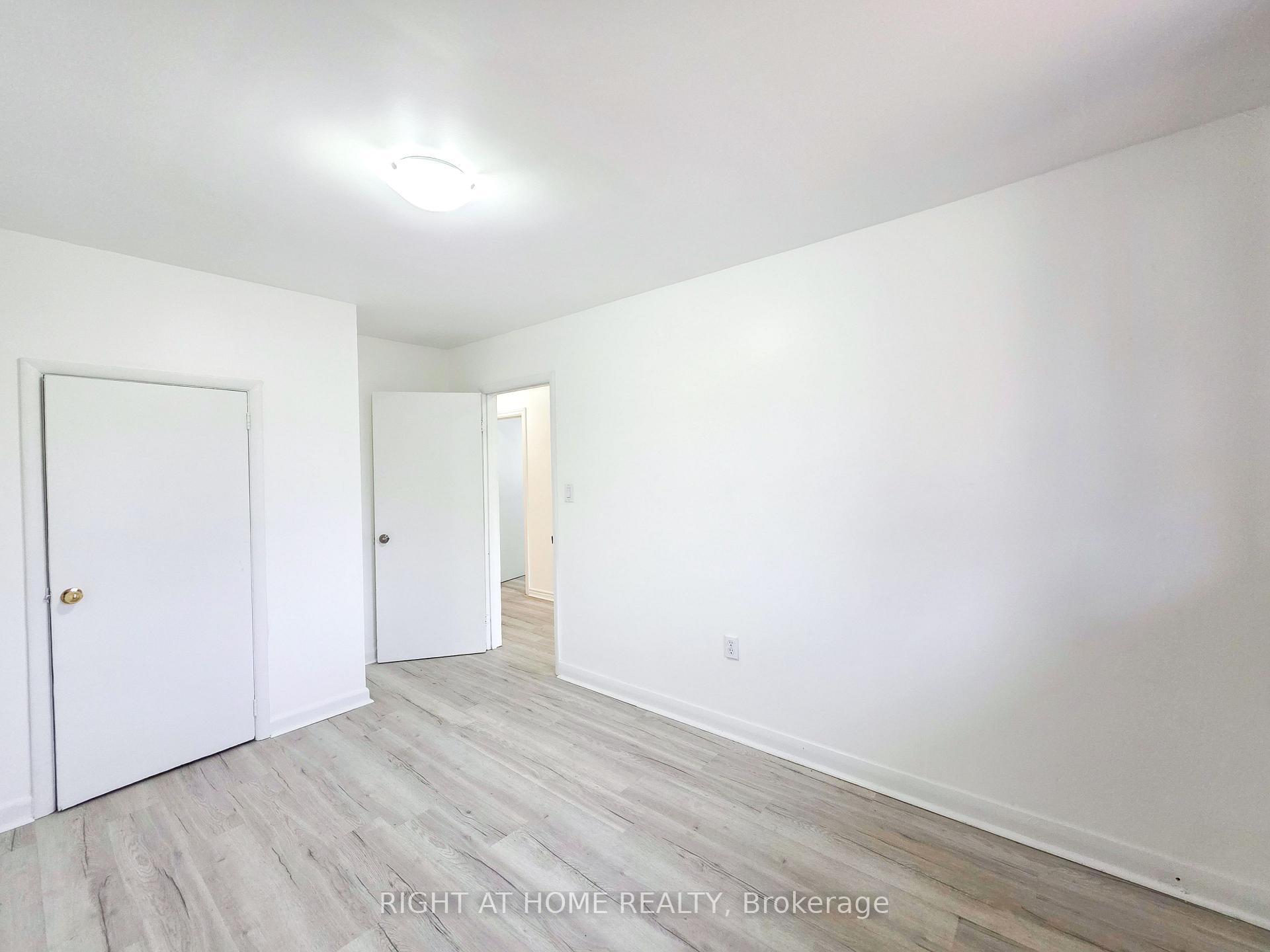 Photo 18 of Unit Main, 708 Carnegie Avenue, Oshawa, Centennial — HOMEH