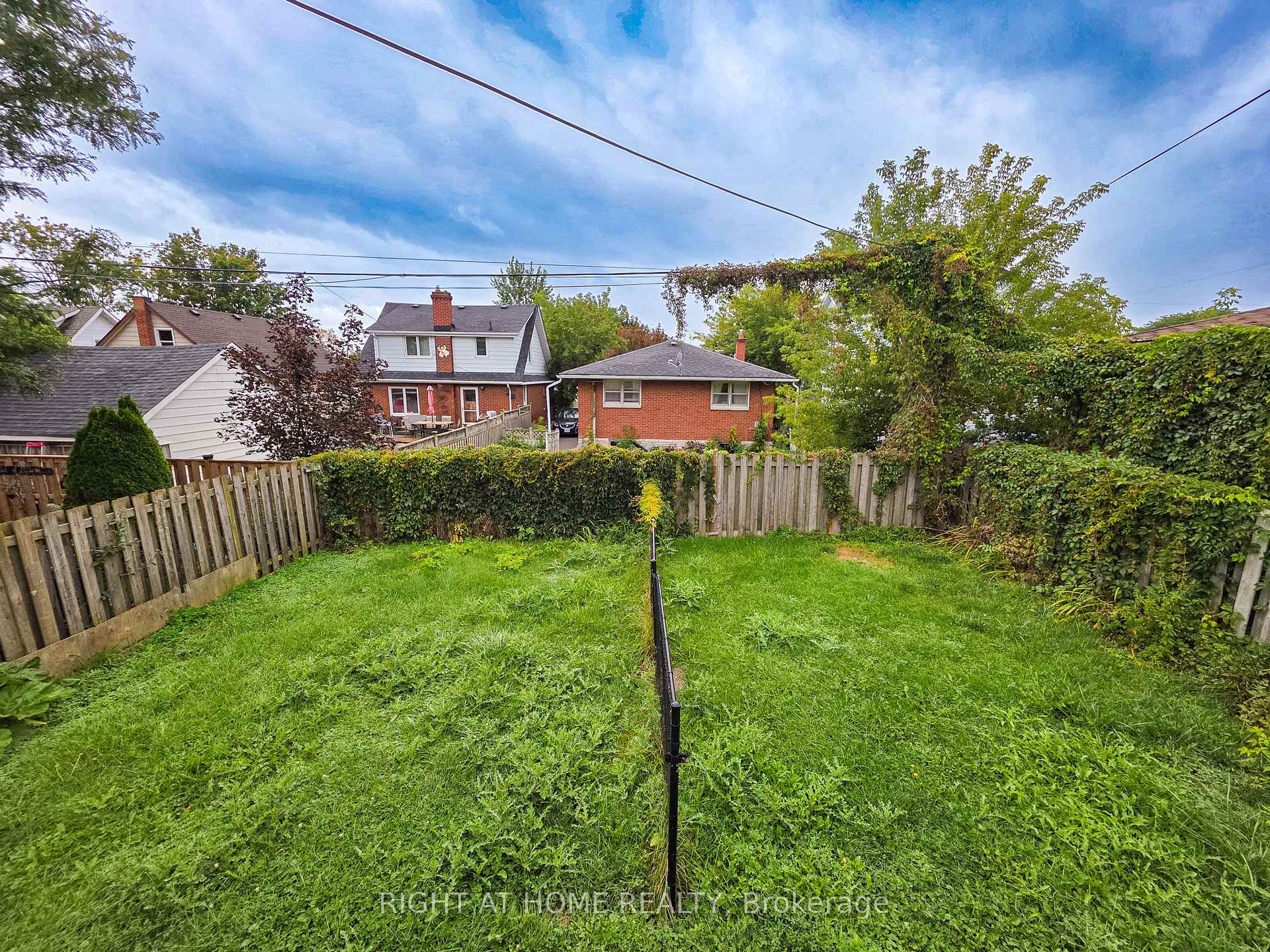 Photo 30 of Unit Main, 708 Carnegie Avenue, Oshawa, Centennial — HOMEH
