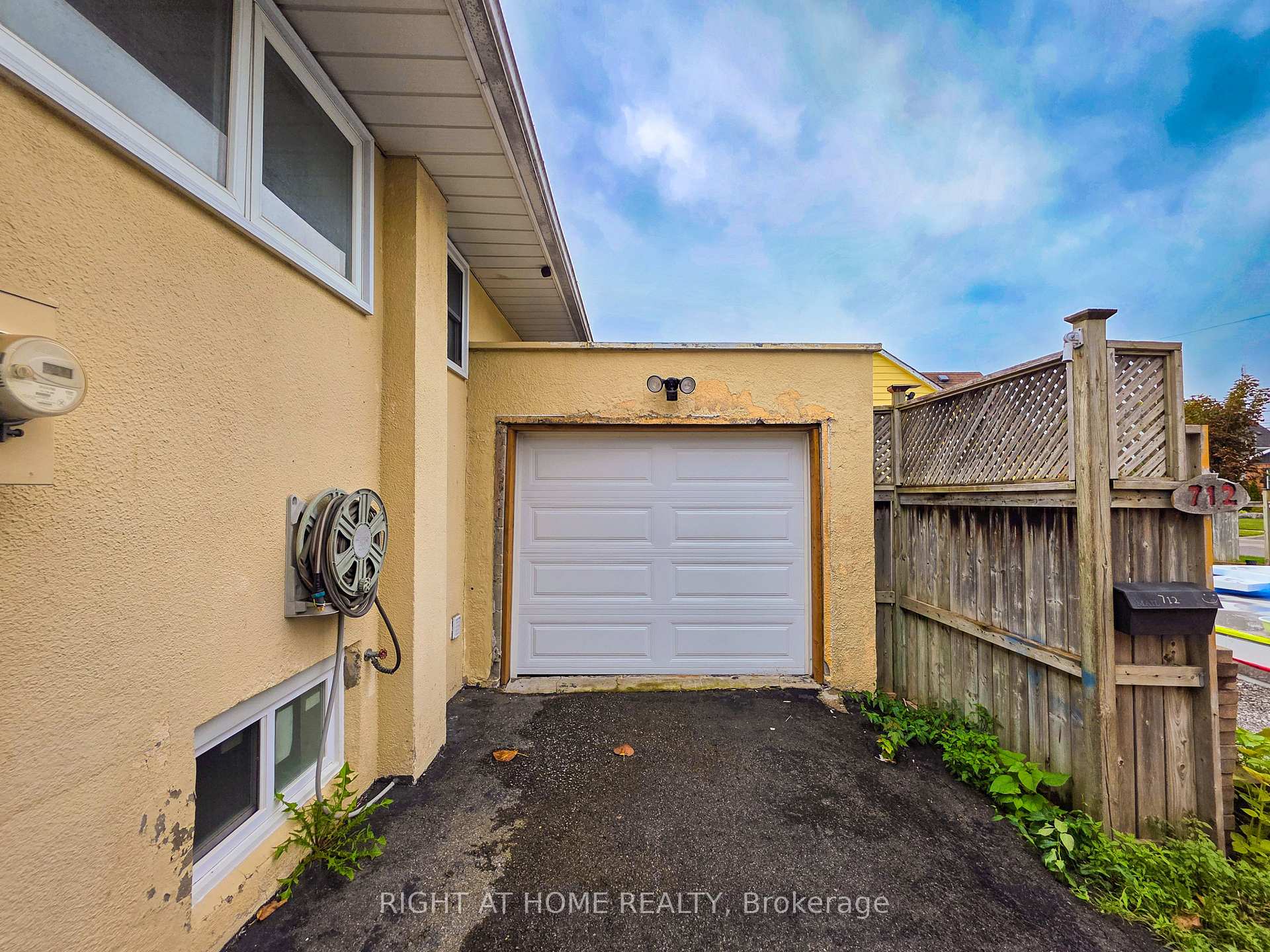Photo 31 of Unit Main, 708 Carnegie Avenue, Oshawa, Centennial — HOMEH