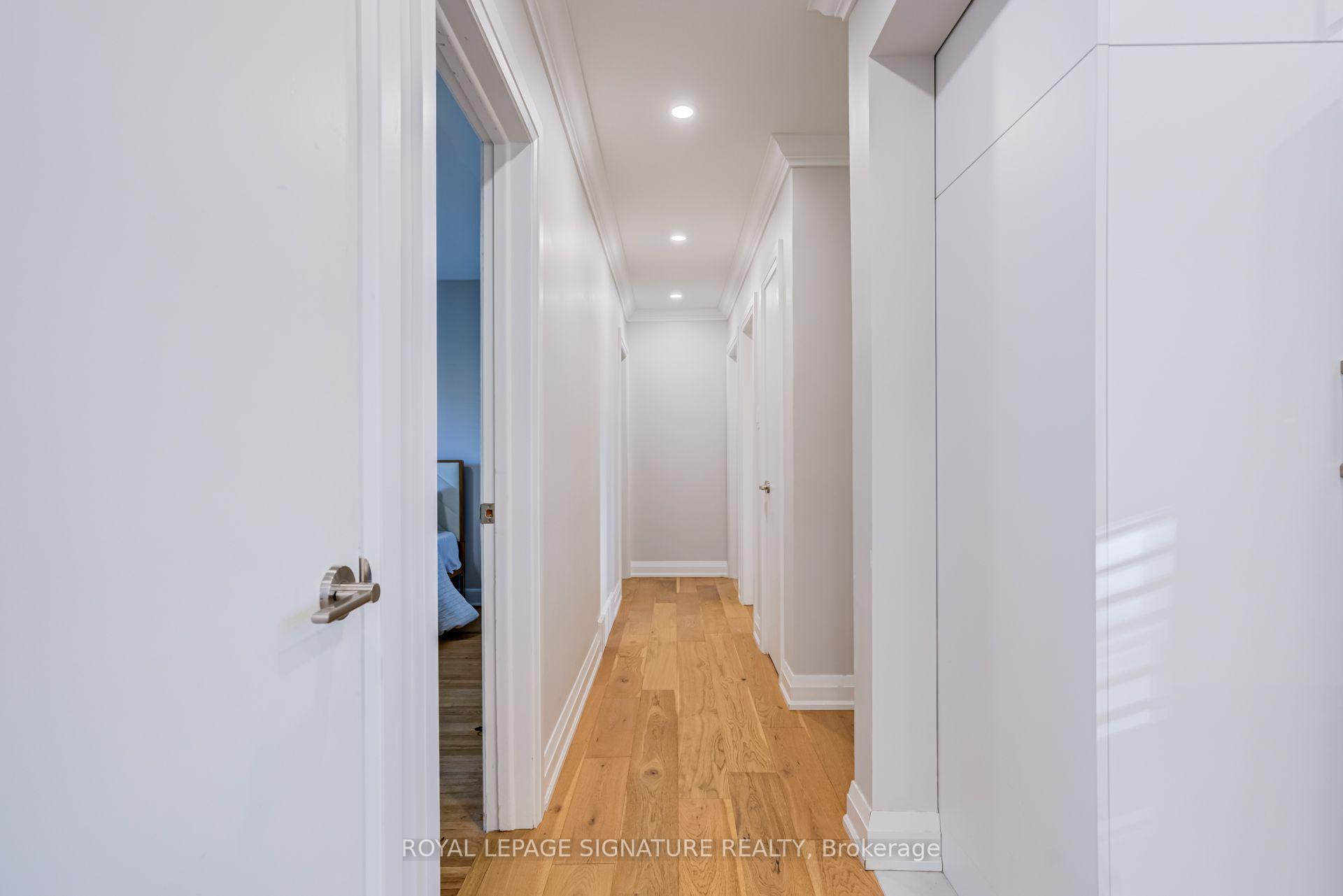 Photo 12 of 1316 Kipling Avenue, Etobicoke, Princess-Rosethorn — HOMEH