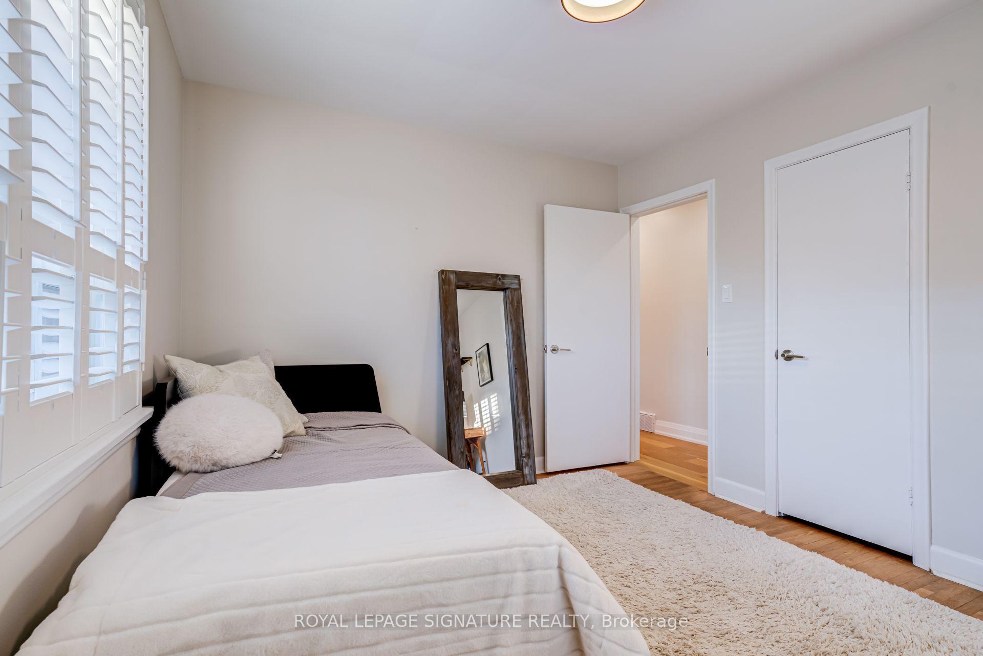 Photo 18 of 1316 Kipling Avenue, Etobicoke, Princess-Rosethorn — HOMEH