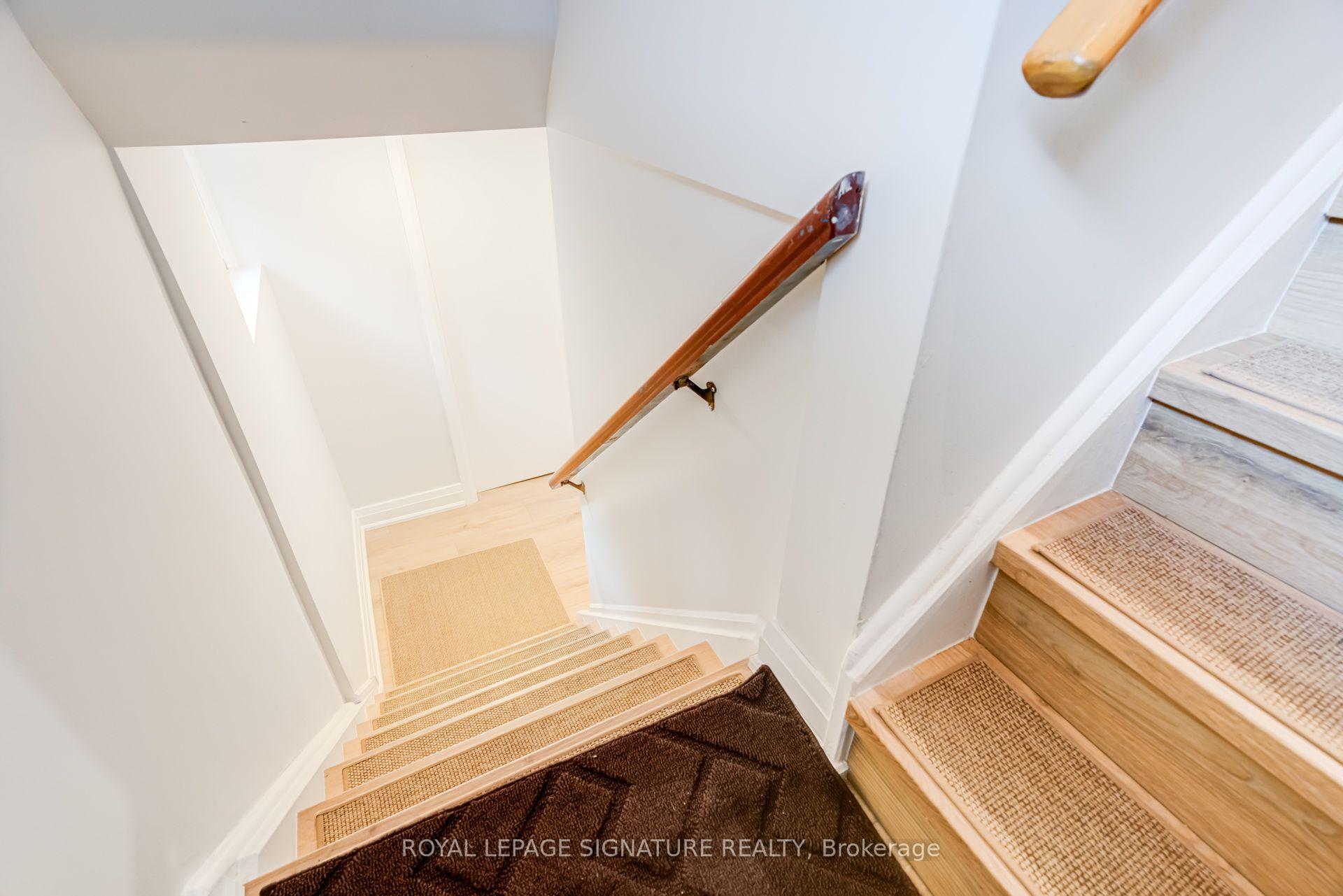 Photo 22 of 1316 Kipling Avenue, Etobicoke, Princess-Rosethorn — HOMEH