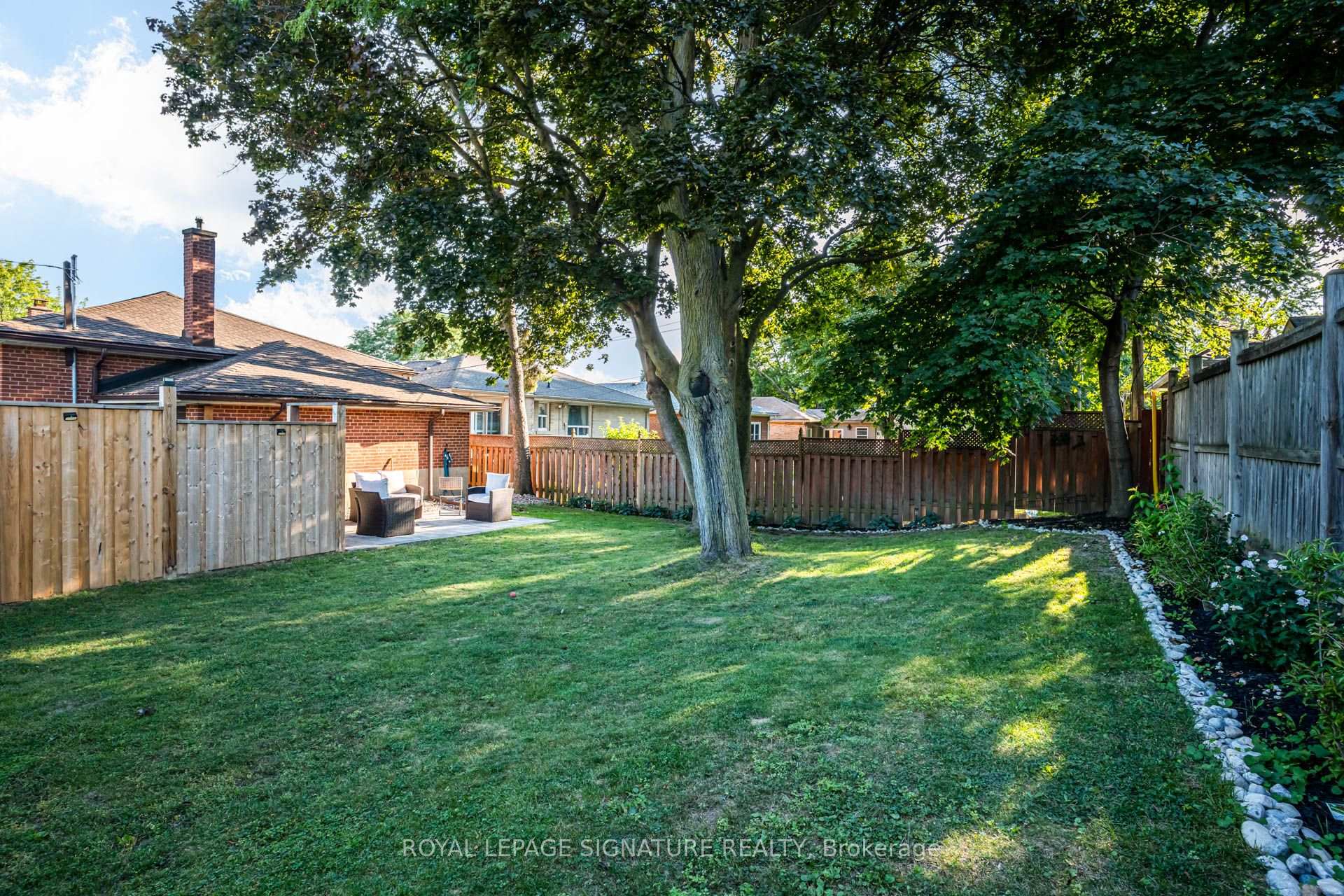 Photo 42 of 1316 Kipling Avenue, Etobicoke, Princess-Rosethorn — HOMEH