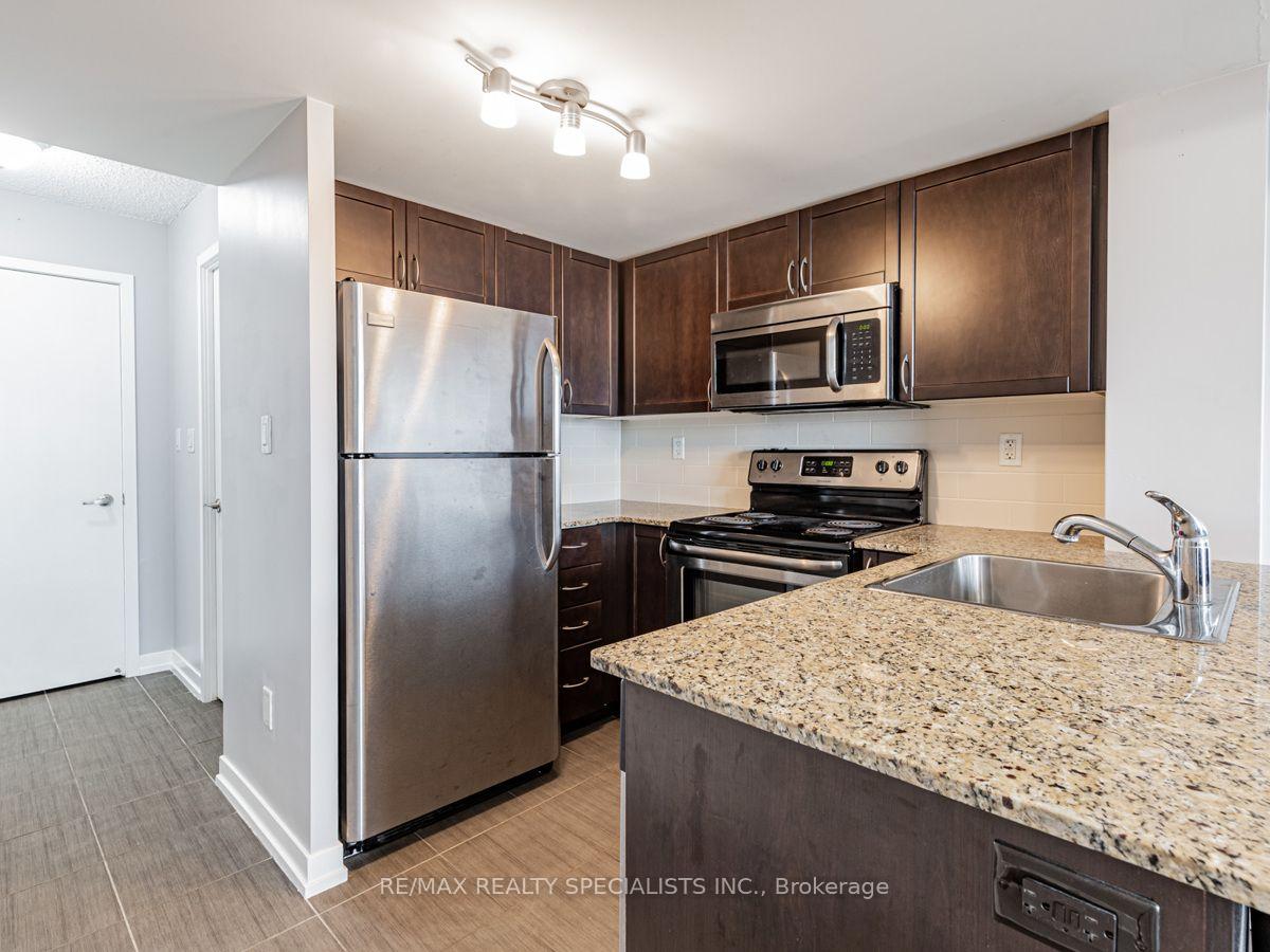 Photo 5 of Unit 1302, 816 Lansdowne Avenue, Toronto, Dovercourt-Wallace Emerson-Junction — HOMEH