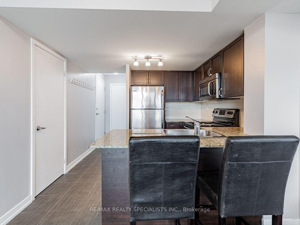Photo 8 of Unit 1302, 816 Lansdowne Avenue, Toronto, Dovercourt-Wallace Emerson-Junction — HOMEH
