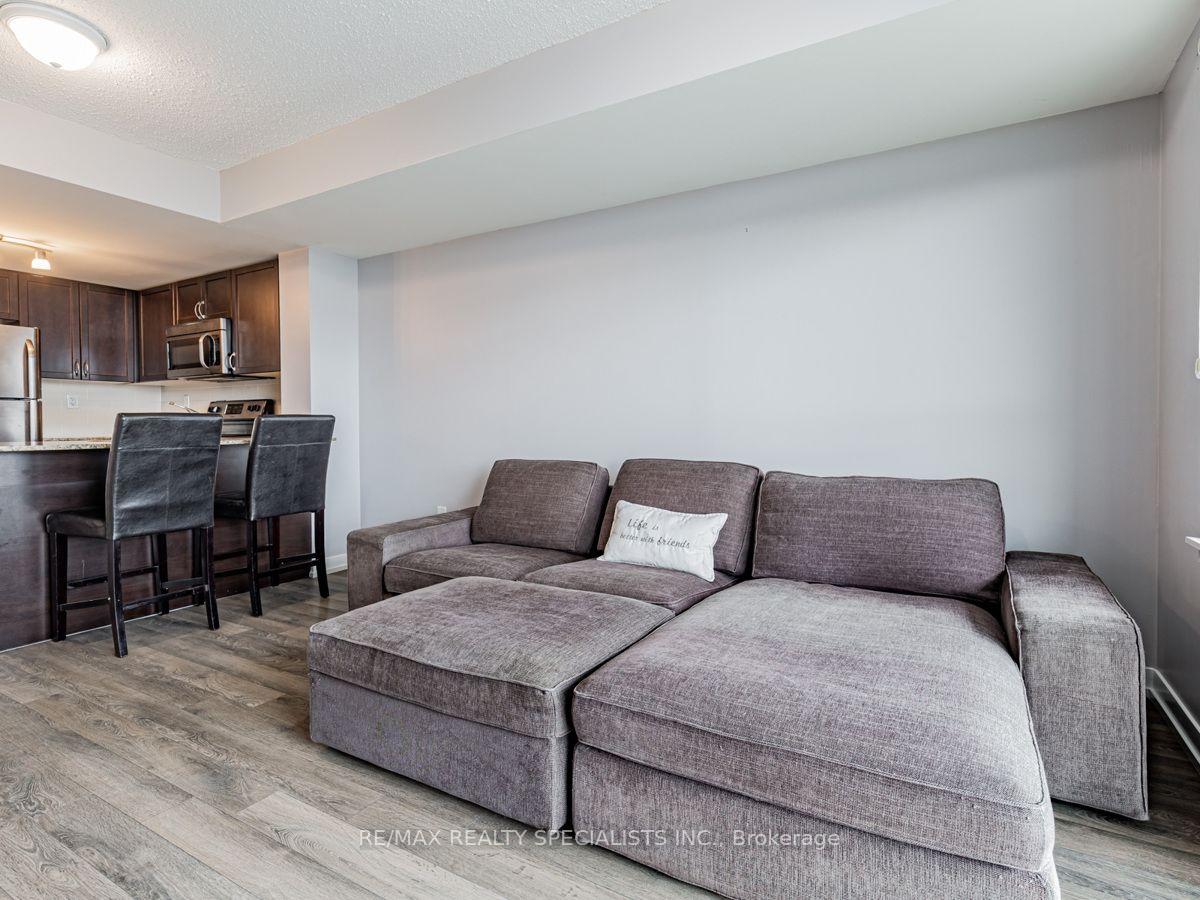Photo 13 of Unit 1302, 816 Lansdowne Avenue, Toronto, Dovercourt-Wallace Emerson-Junction — HOMEH