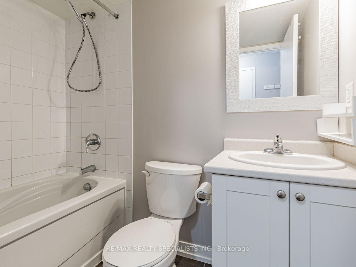 Photo 19 of Unit 1302, 816 Lansdowne Avenue, Toronto, Dovercourt-Wallace Emerson-Junction — HOMEH
