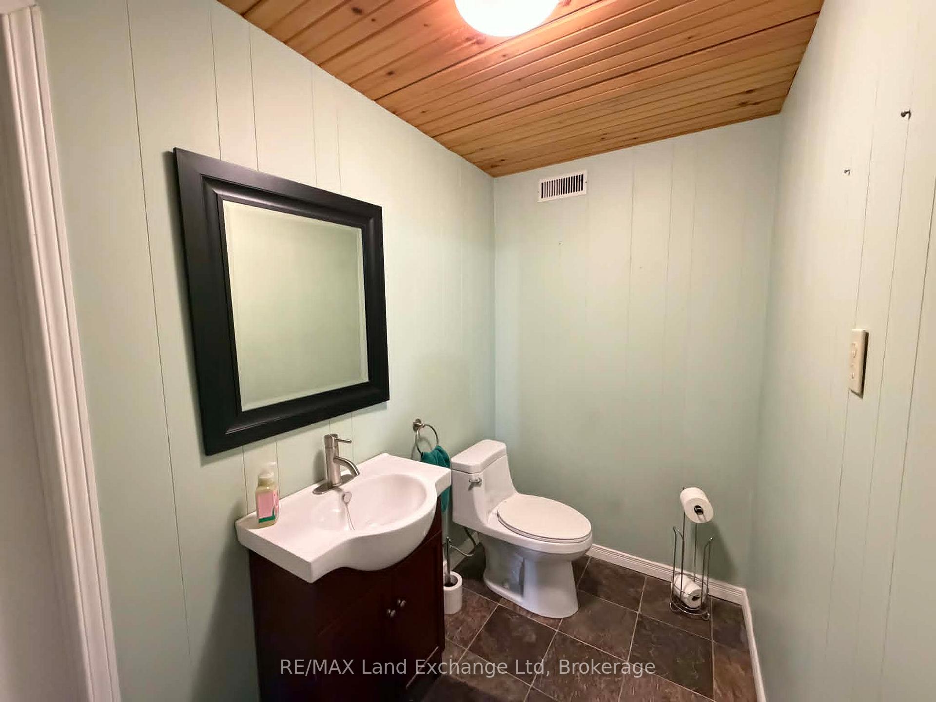 Photo 18 of 142 Charles Street, North Huron, Wingham — HOMEH